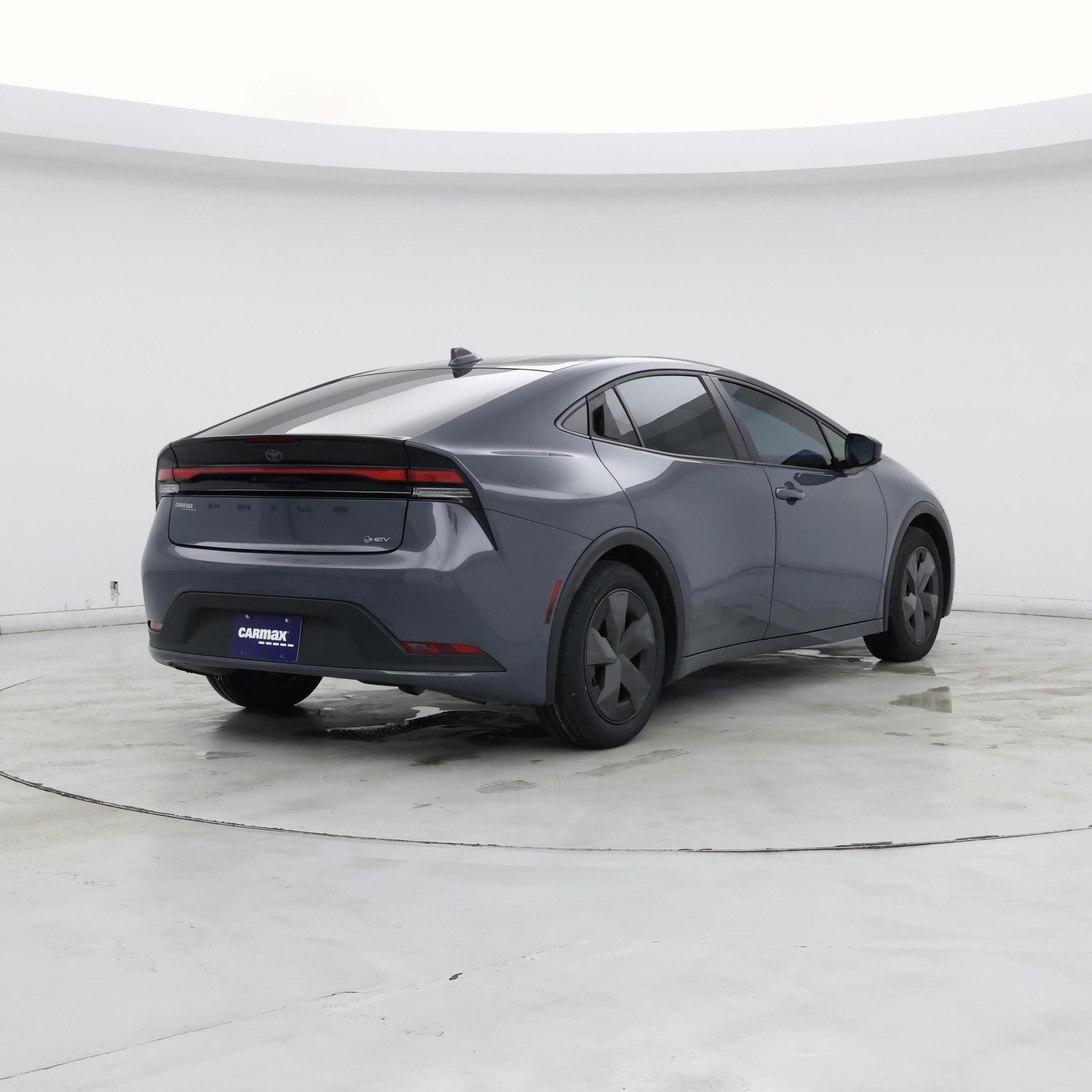 Thumbnail: 2024 Toyota Prius - 8