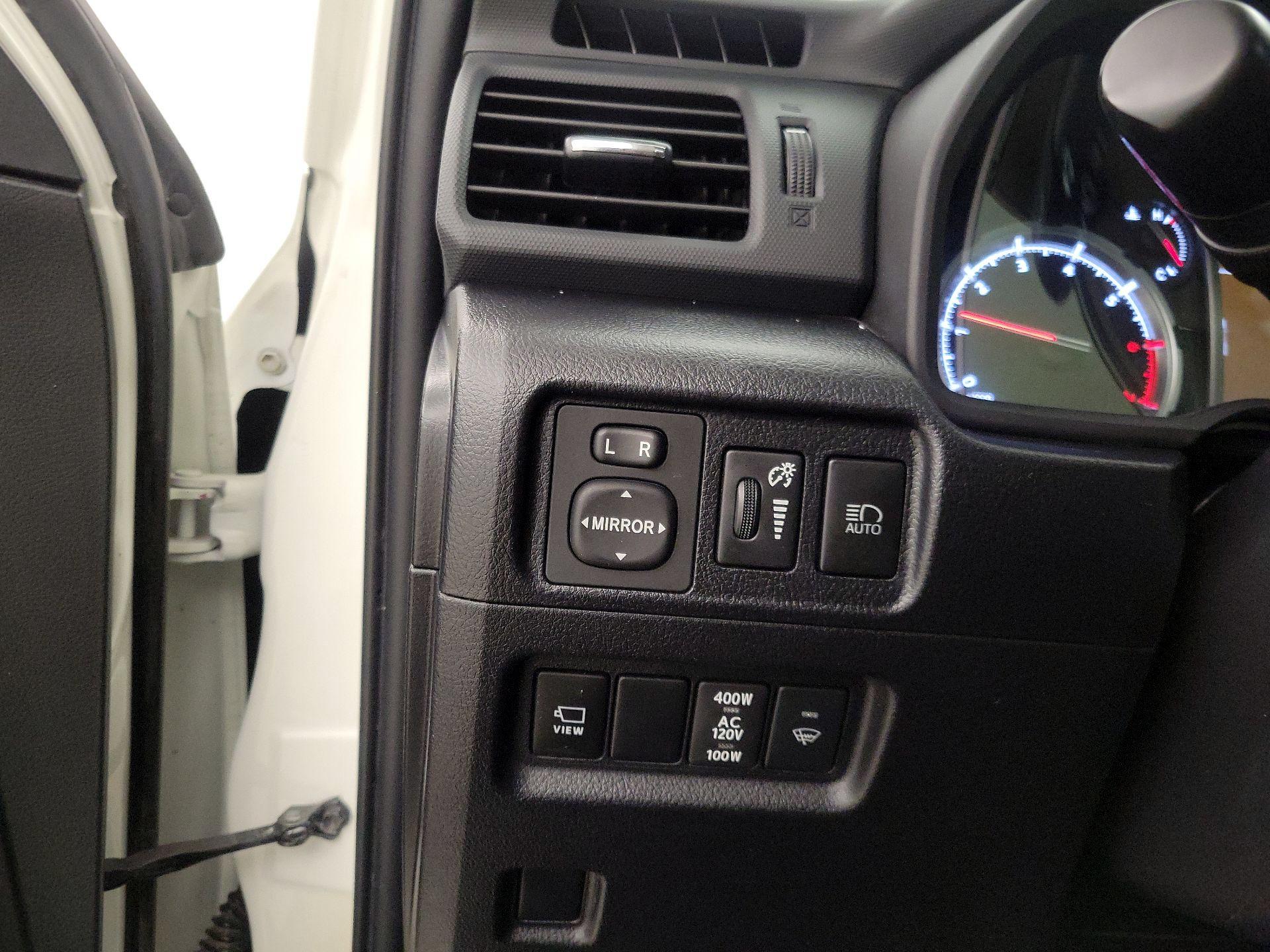 Thumbnail: 2022 Toyota 4Runner - 13