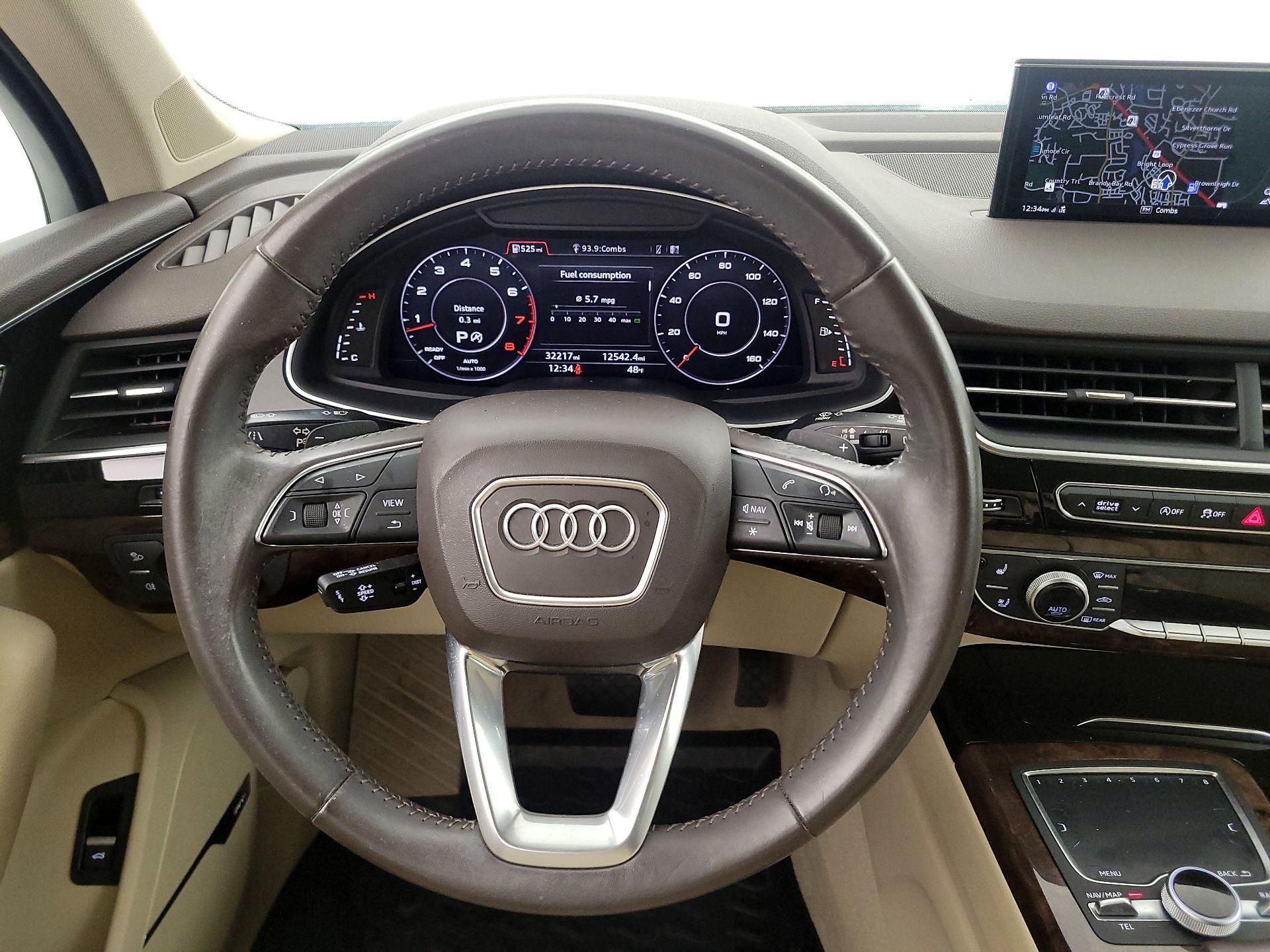 Thumbnail: 2017 Audi Q7 - 10