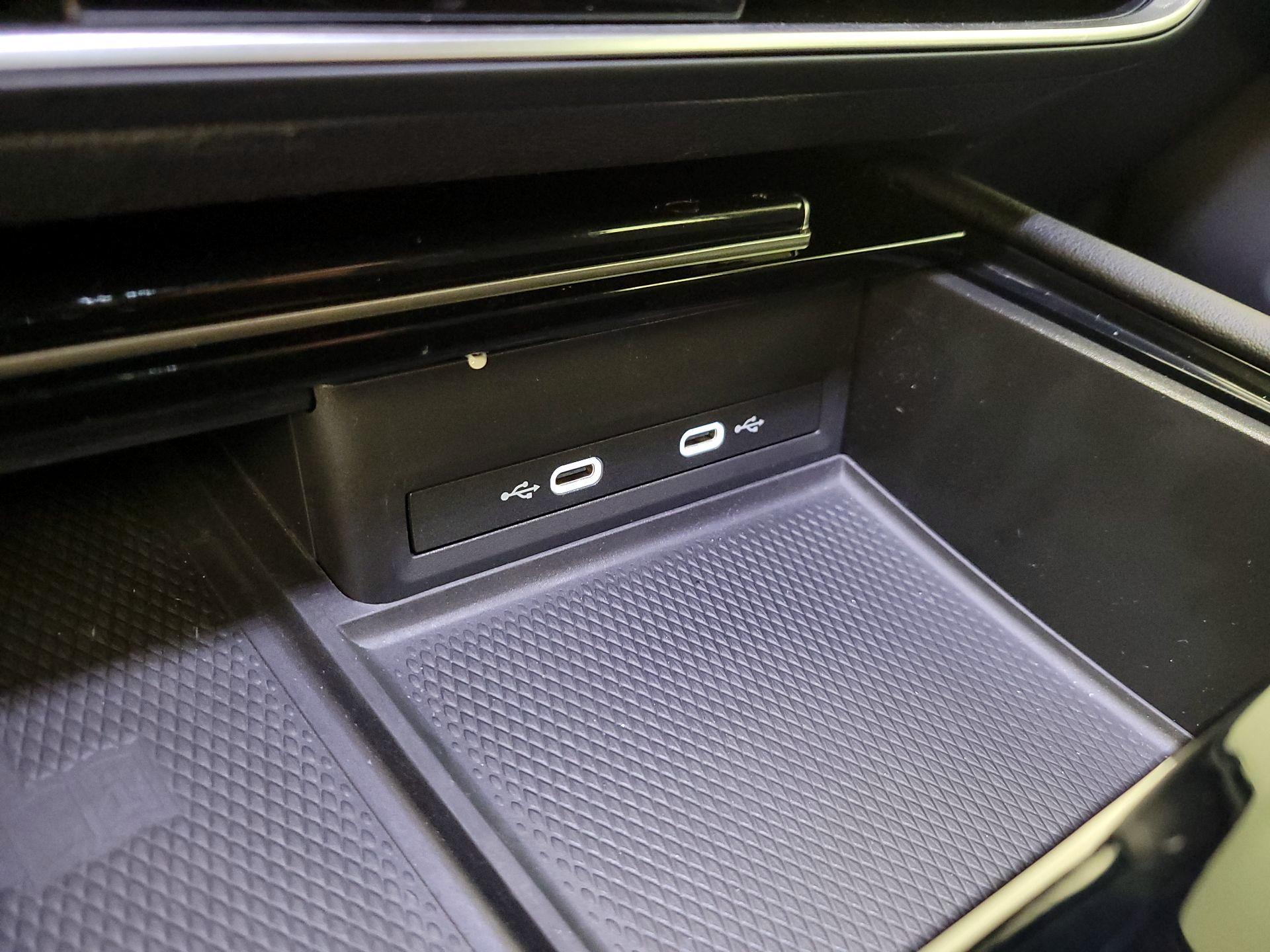 Thumbnail: 2024 Volkswagen Atlas - 18