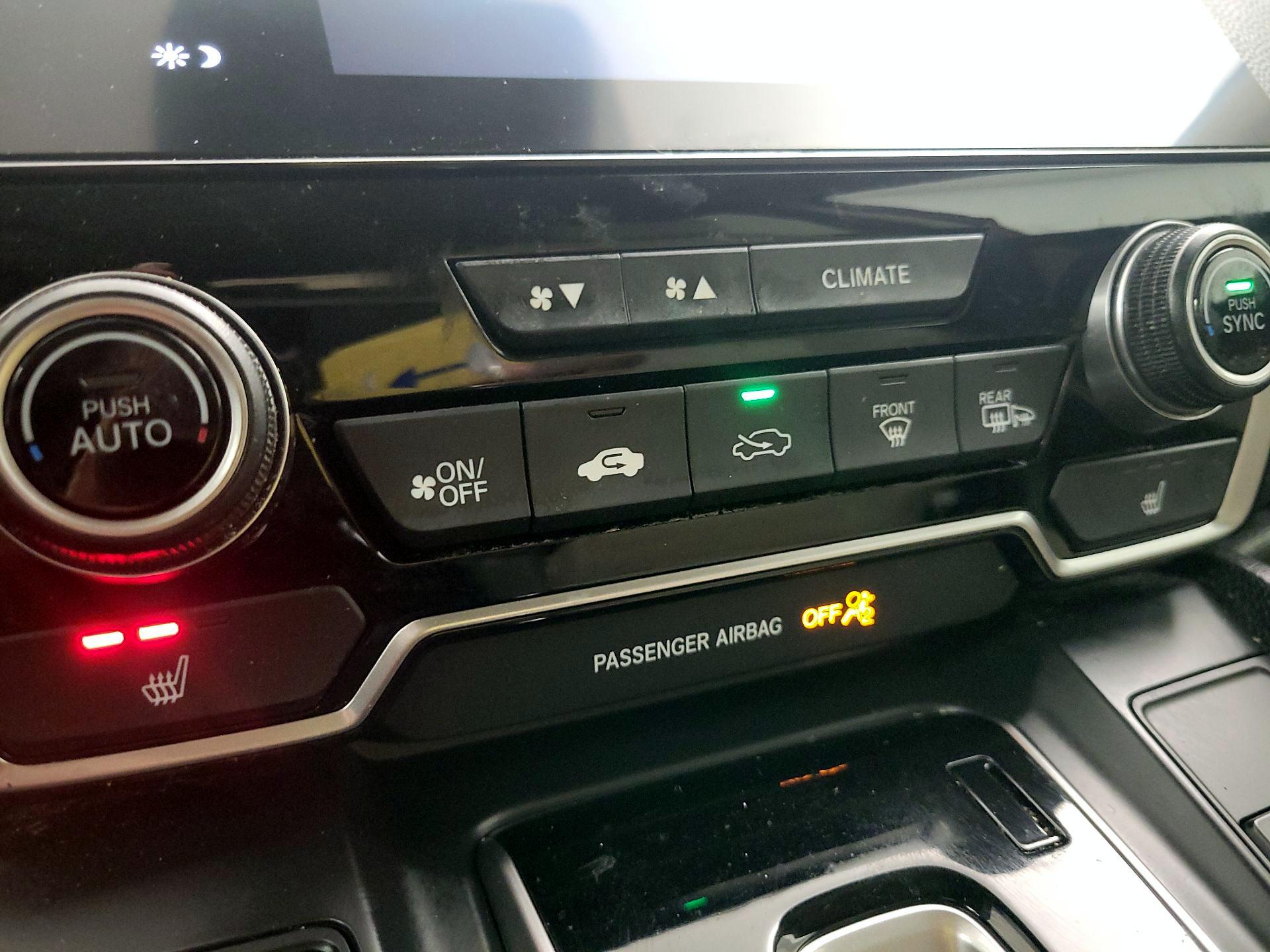 Thumbnail: 2019 Honda CR-V - 16