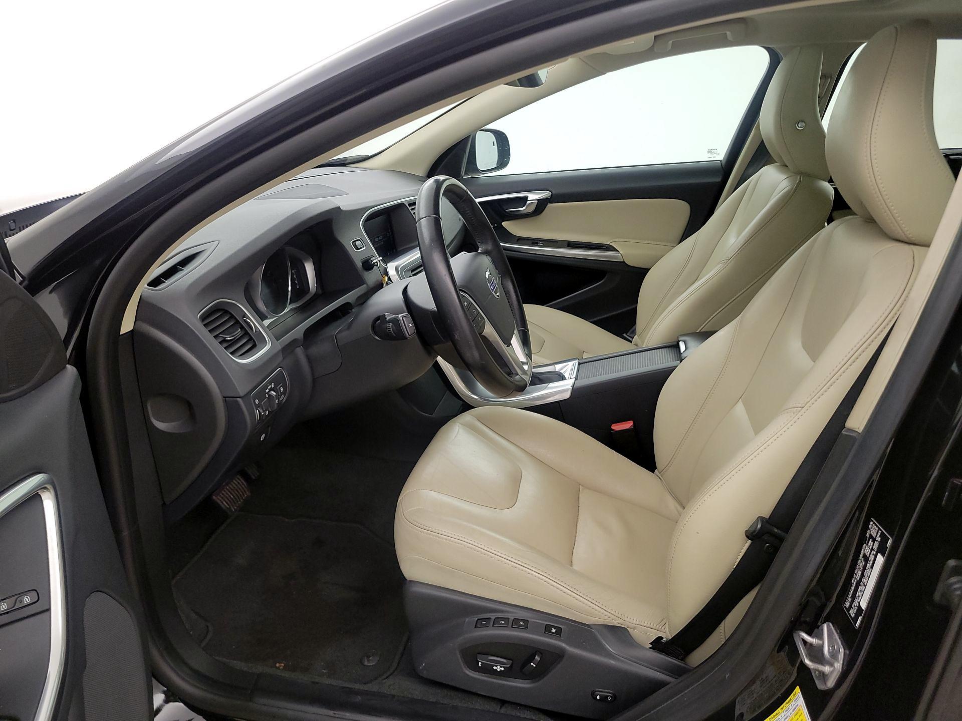 Thumbnail: 2017 Volvo S60 - 11