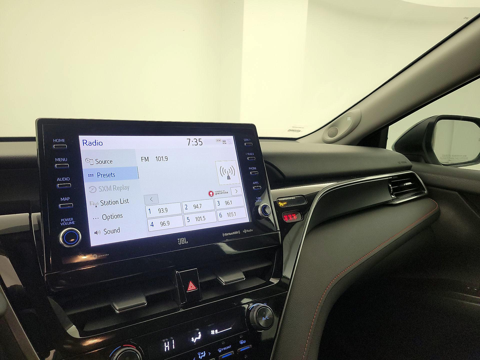 Thumbnail: 2022 Toyota Camry - 15