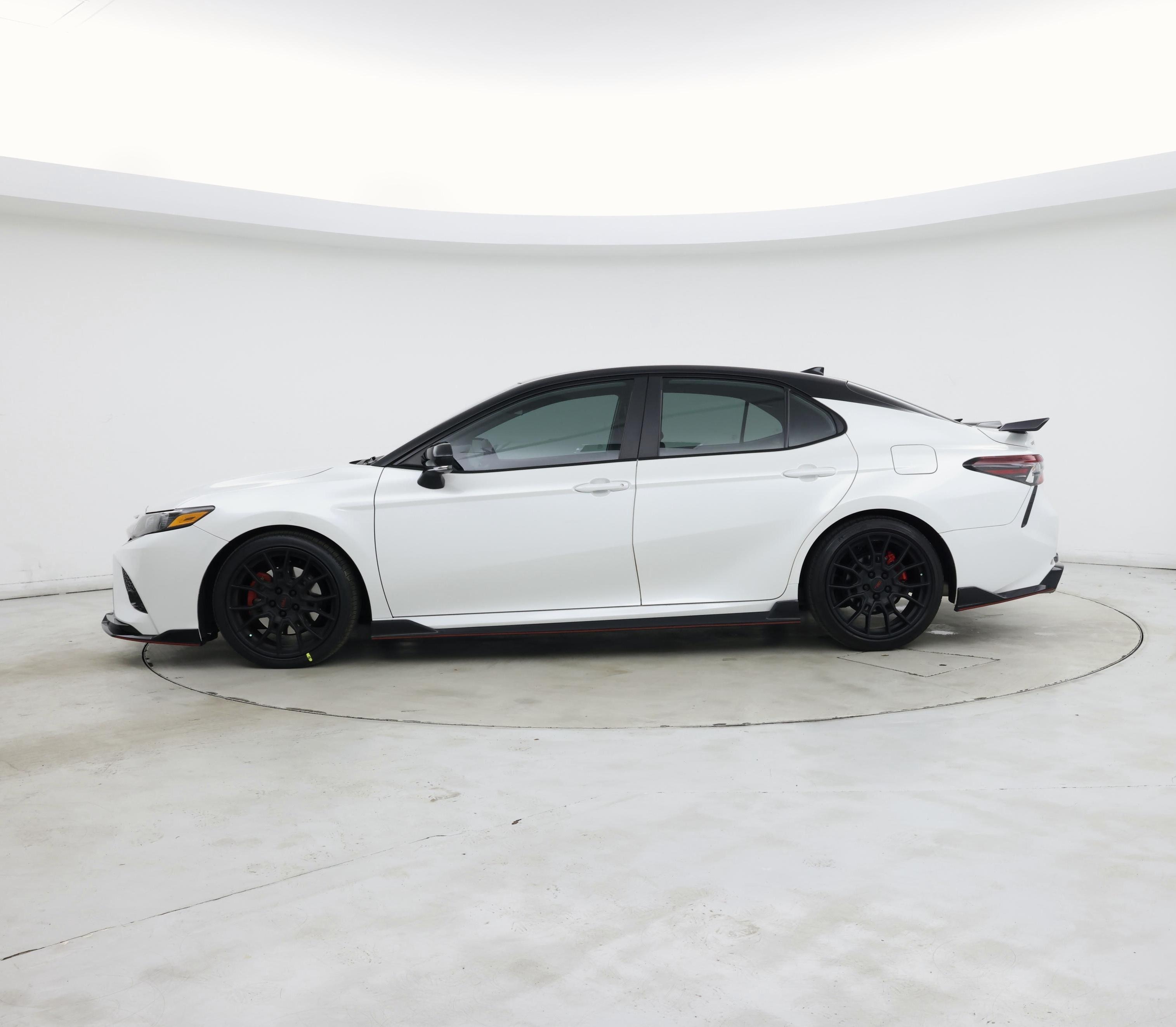 Thumbnail: 2022 Toyota Camry - 3