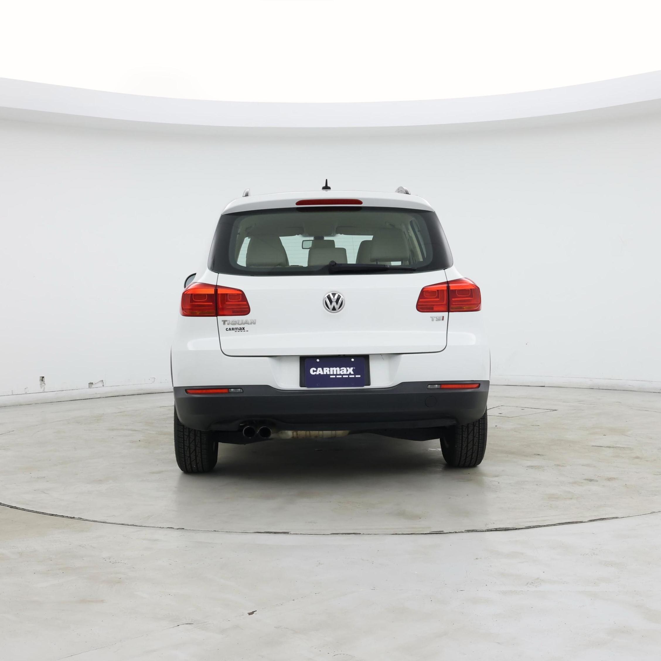 Thumbnail: 2016 Volkswagen Tiguan - 6