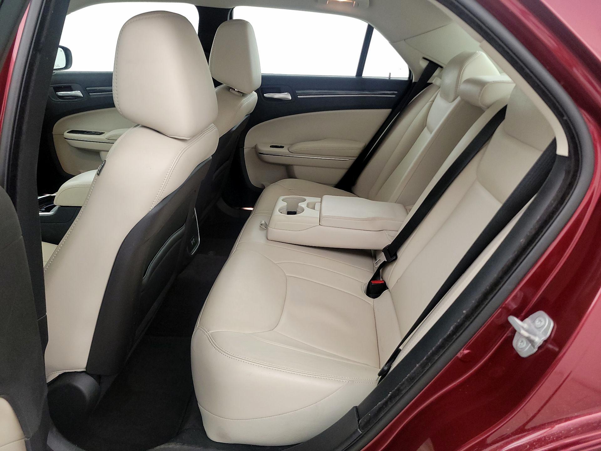 Thumbnail: 2016 Chrysler 300 - 19