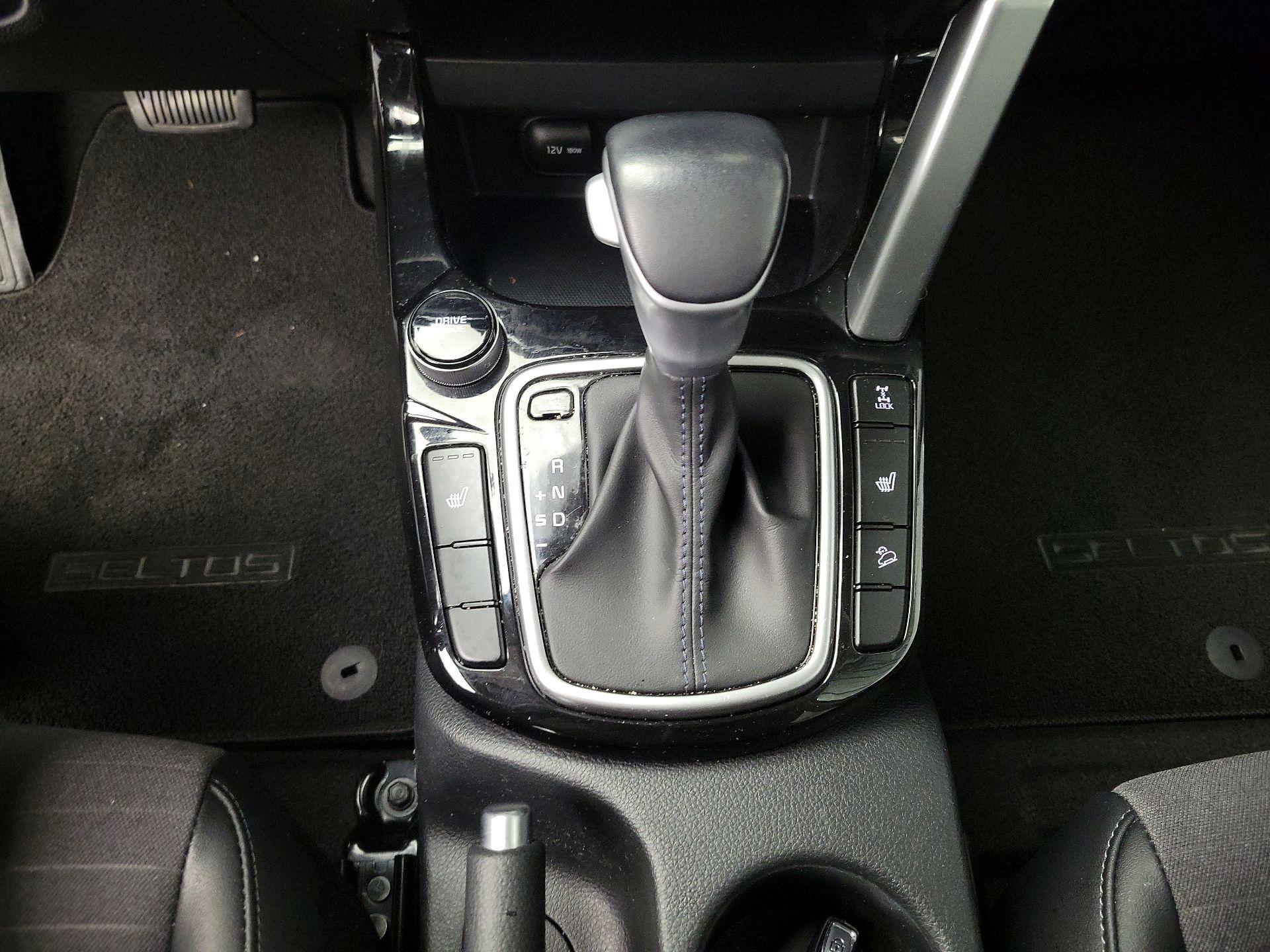 Thumbnail: 2023 Kia Seltos - 17