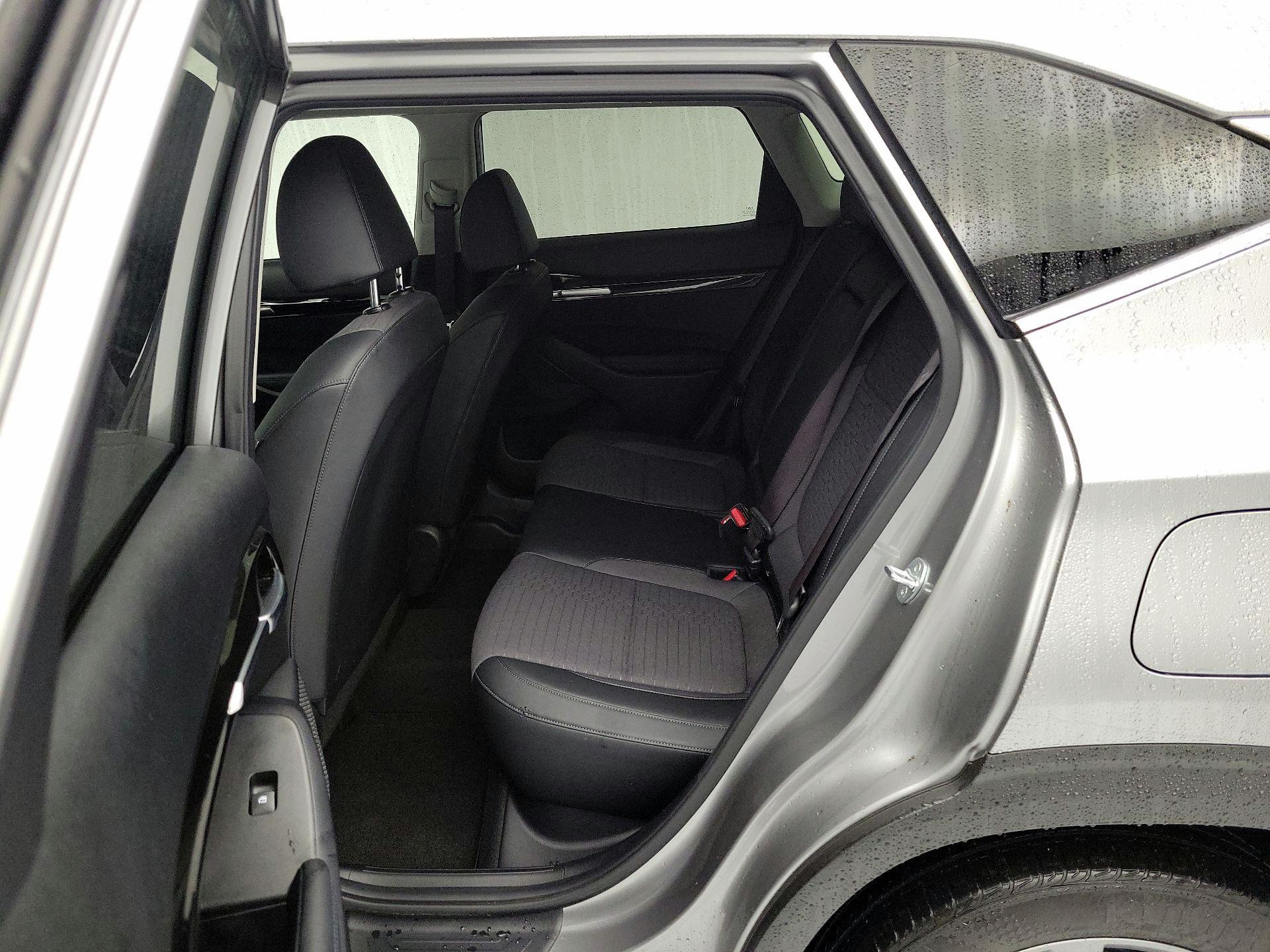 Thumbnail: 2023 Kia Seltos - 19