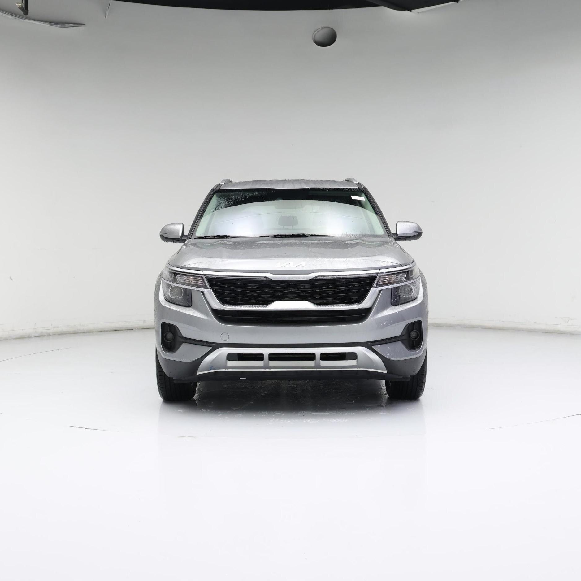 Thumbnail: 2023 Kia Seltos - 5