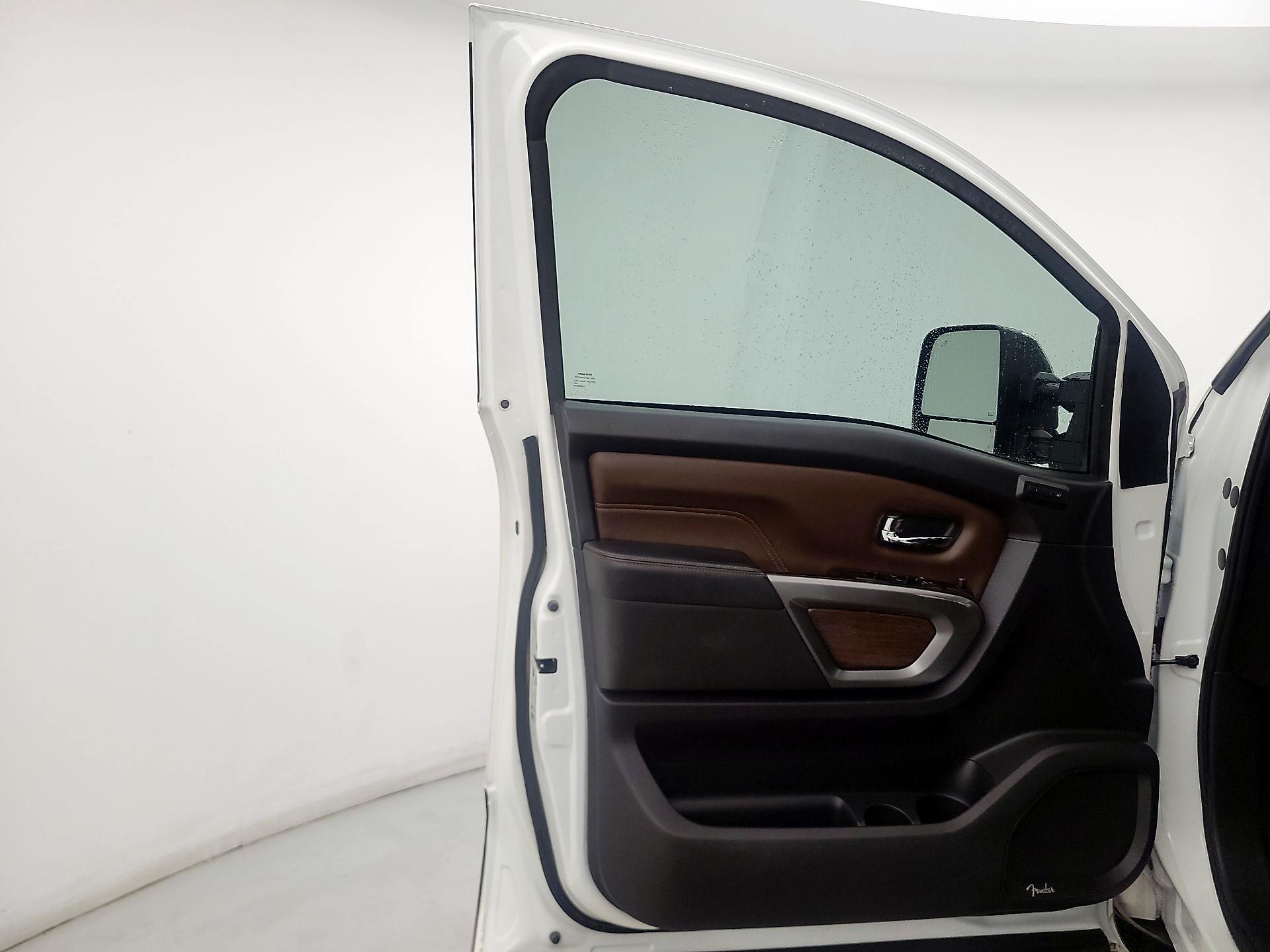 Thumbnail: 2019 Nissan Titan - 12