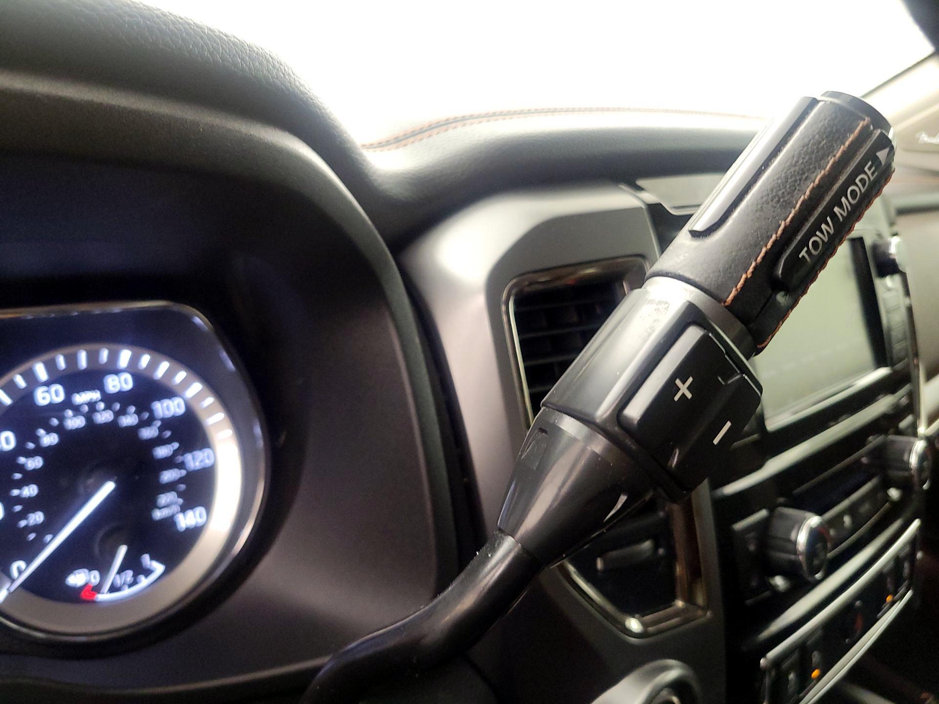 Thumbnail: 2019 Nissan Titan - 17