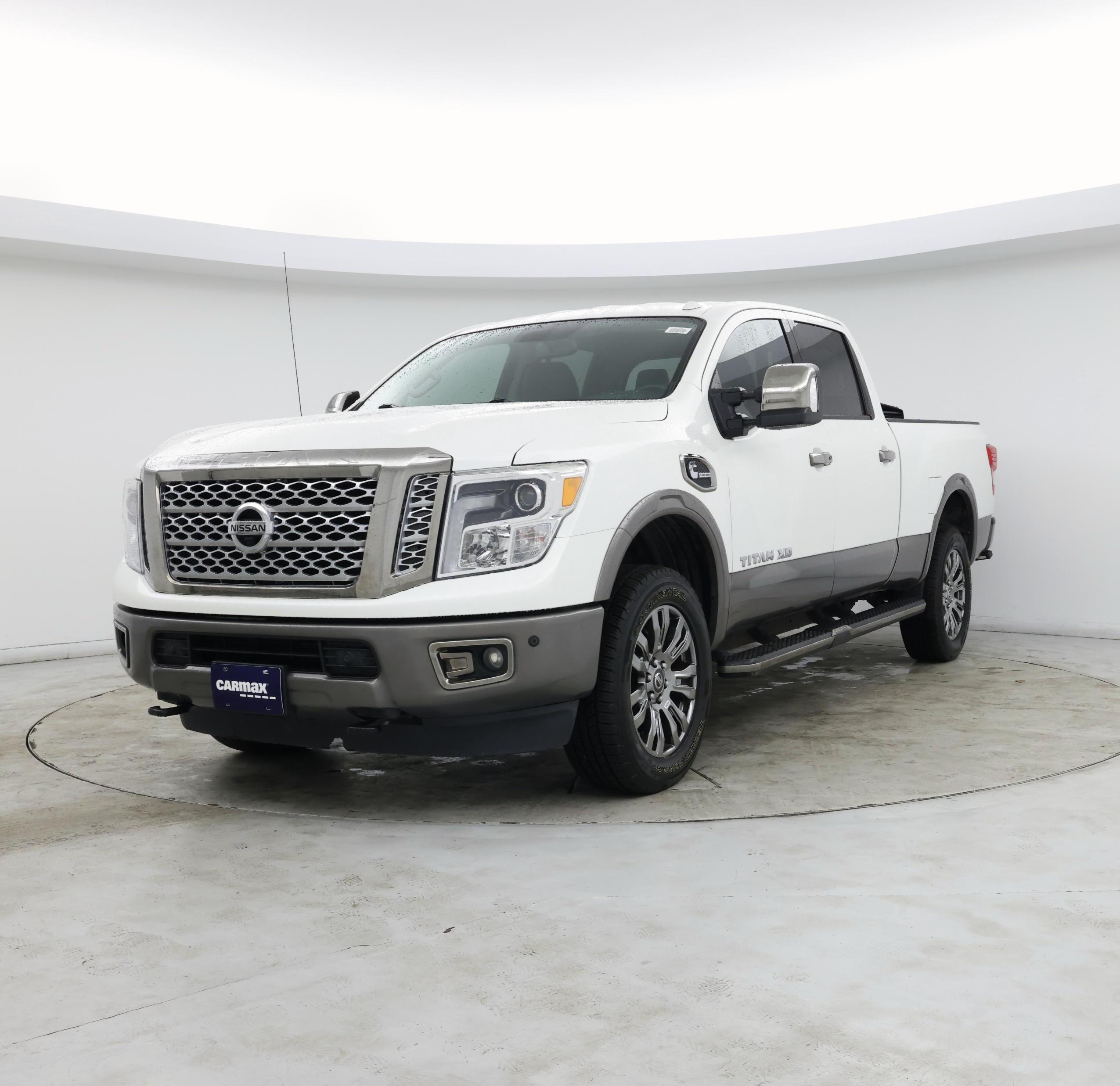 Thumbnail: 2019 Nissan Titan - 4