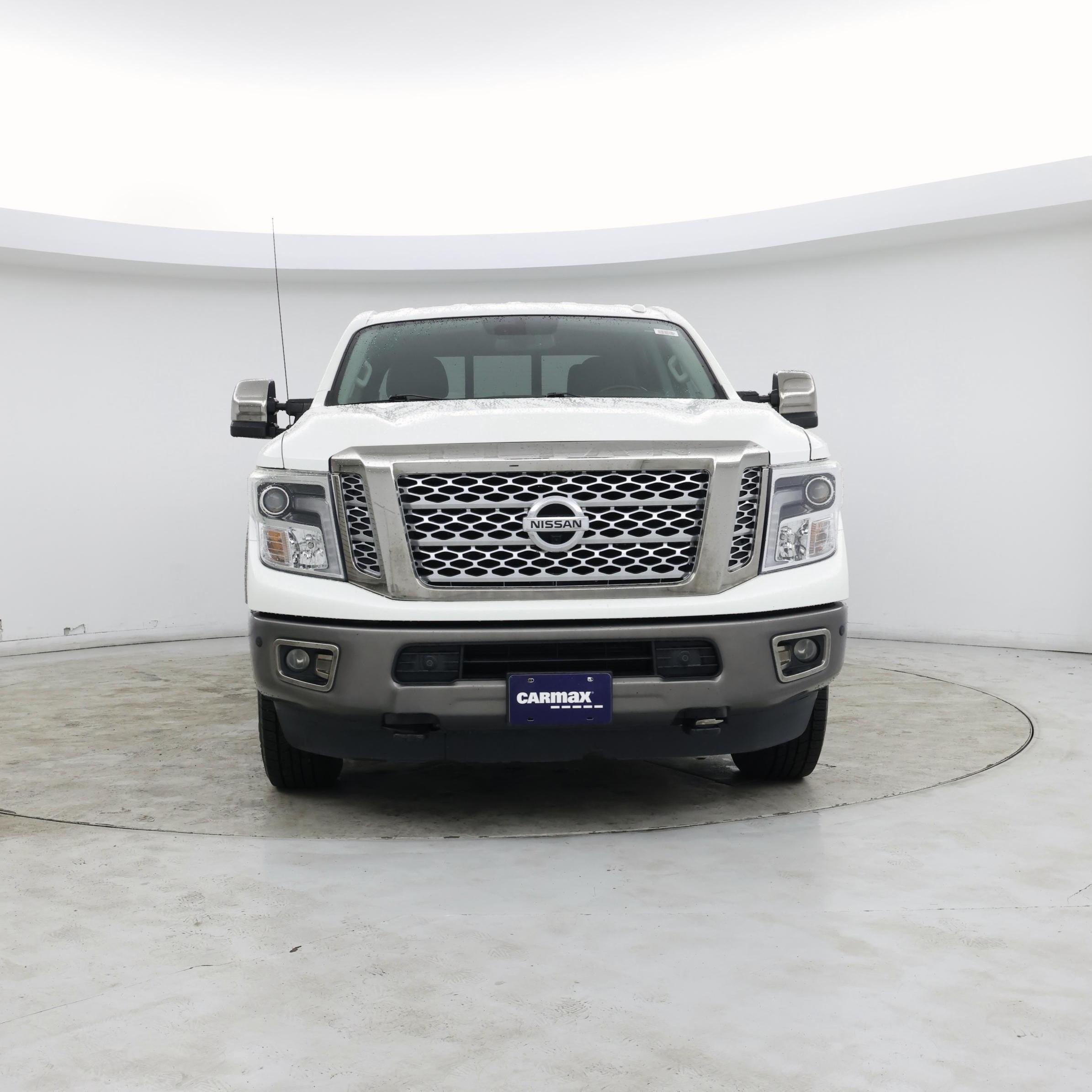Thumbnail: 2019 Nissan Titan - 5