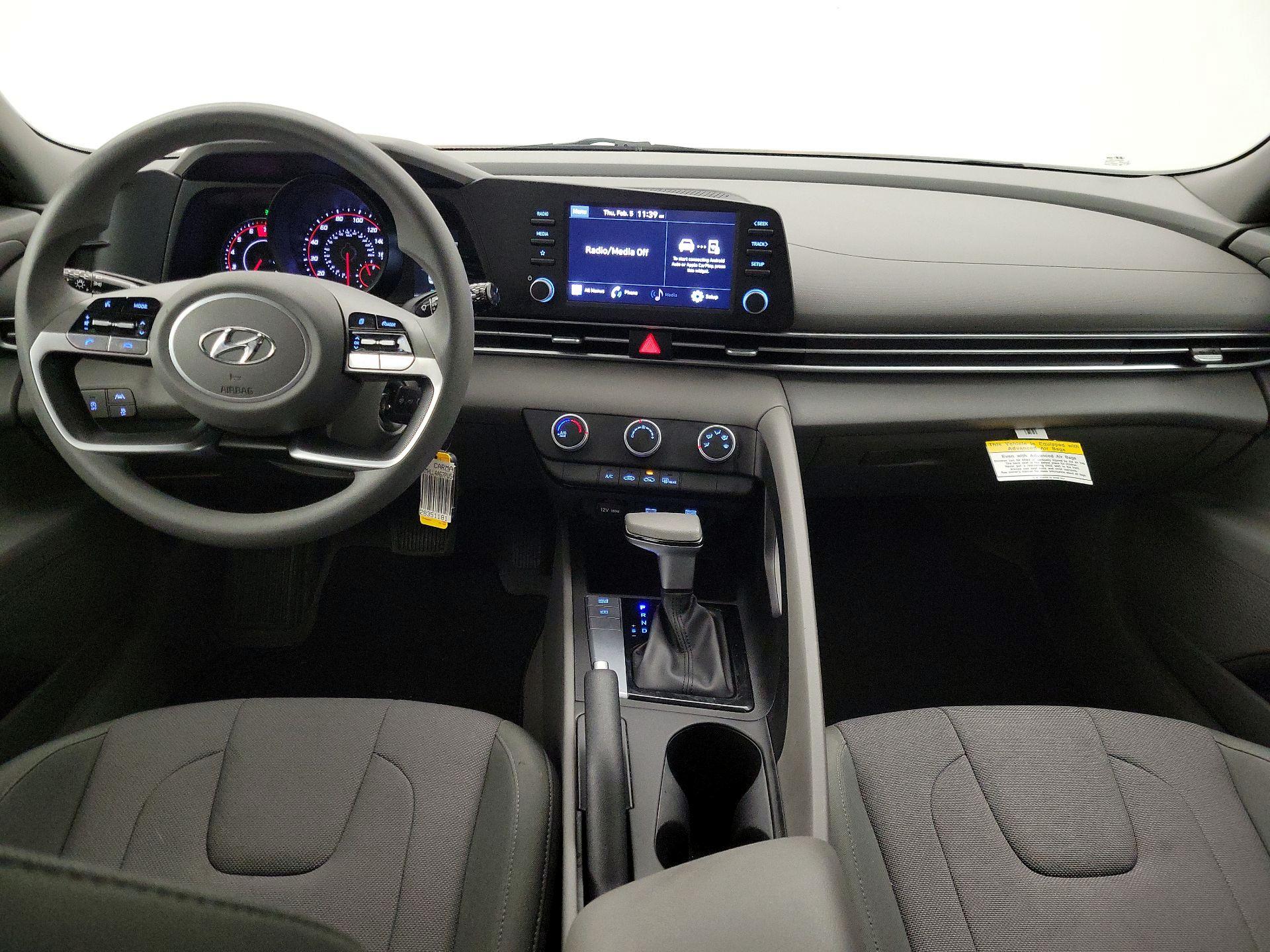 Thumbnail: 2023 Hyundai Elantra - 9