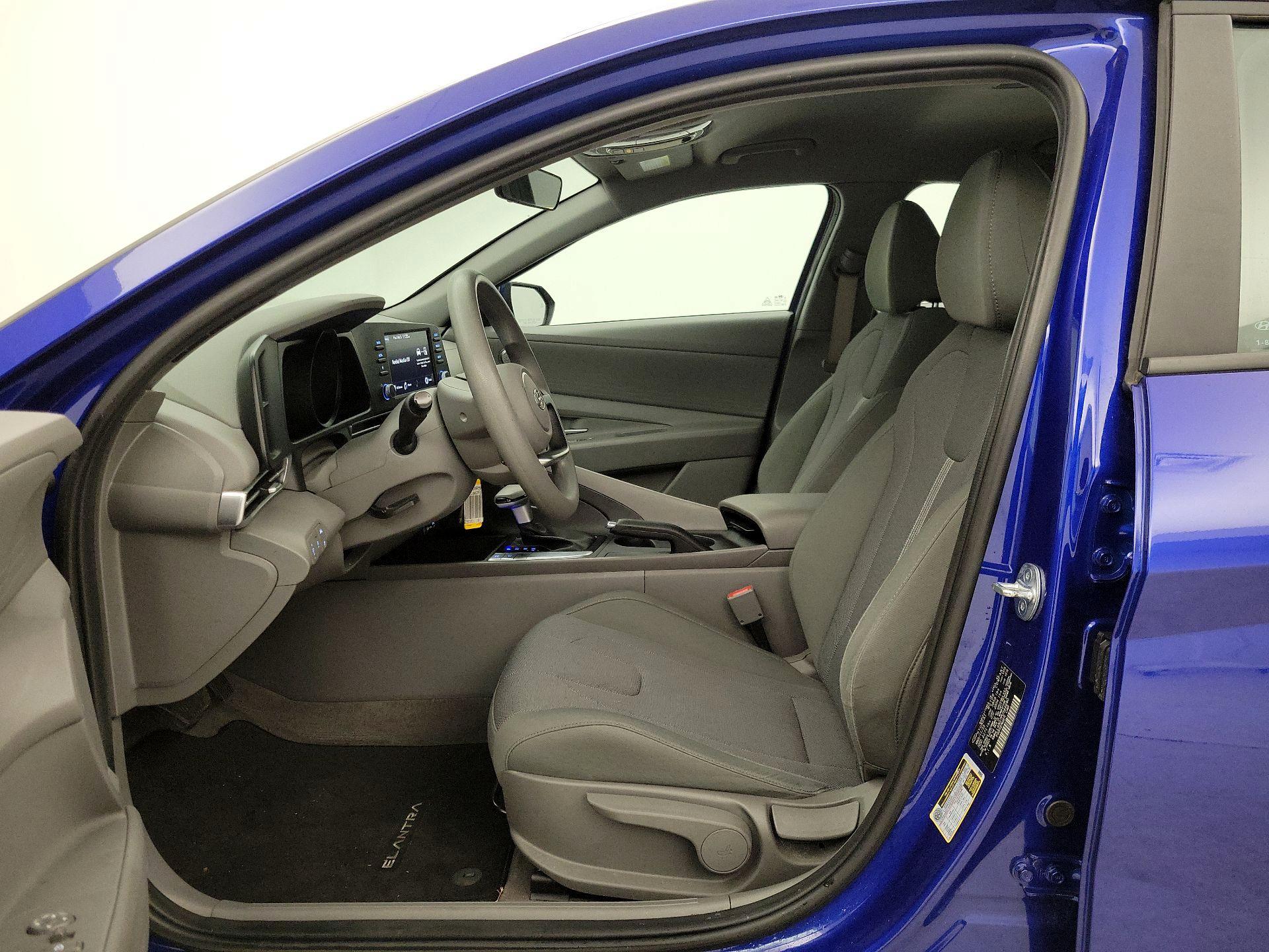 Thumbnail: 2023 Hyundai Elantra - 11