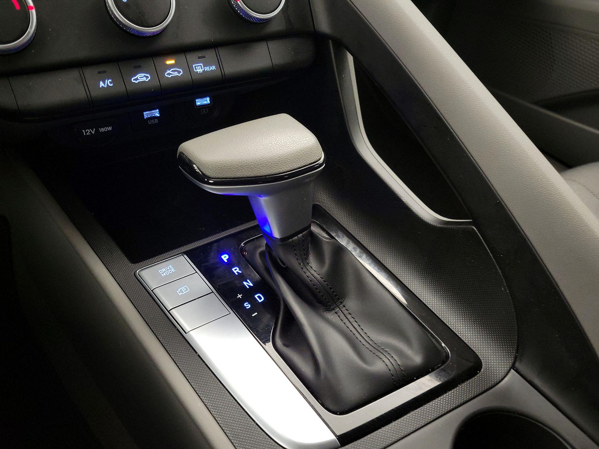 Thumbnail: 2023 Hyundai Elantra - 17