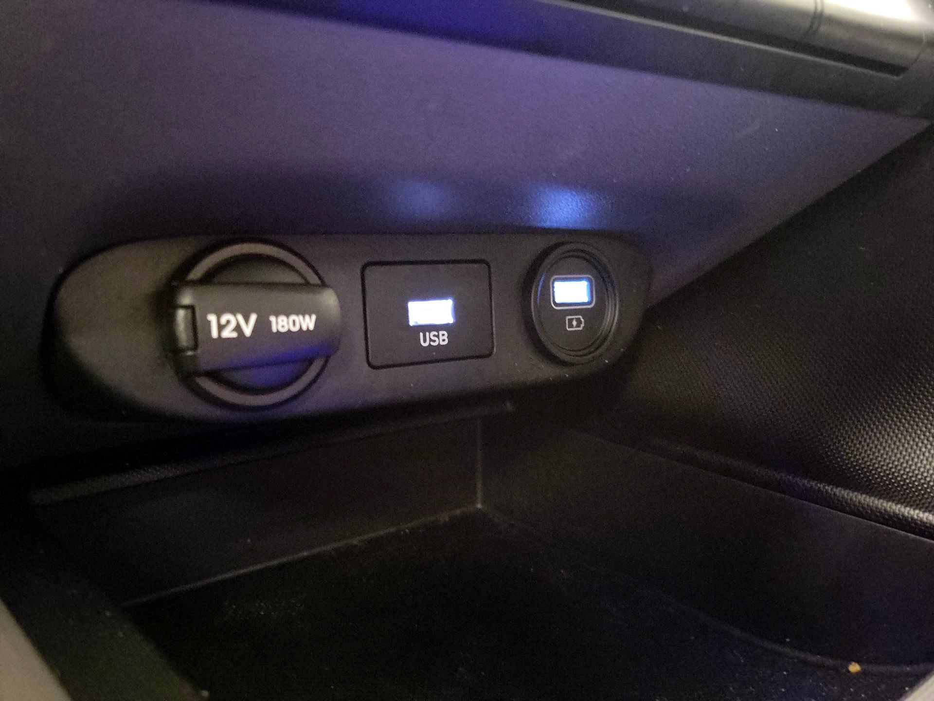 Thumbnail: 2023 Hyundai Elantra - 18