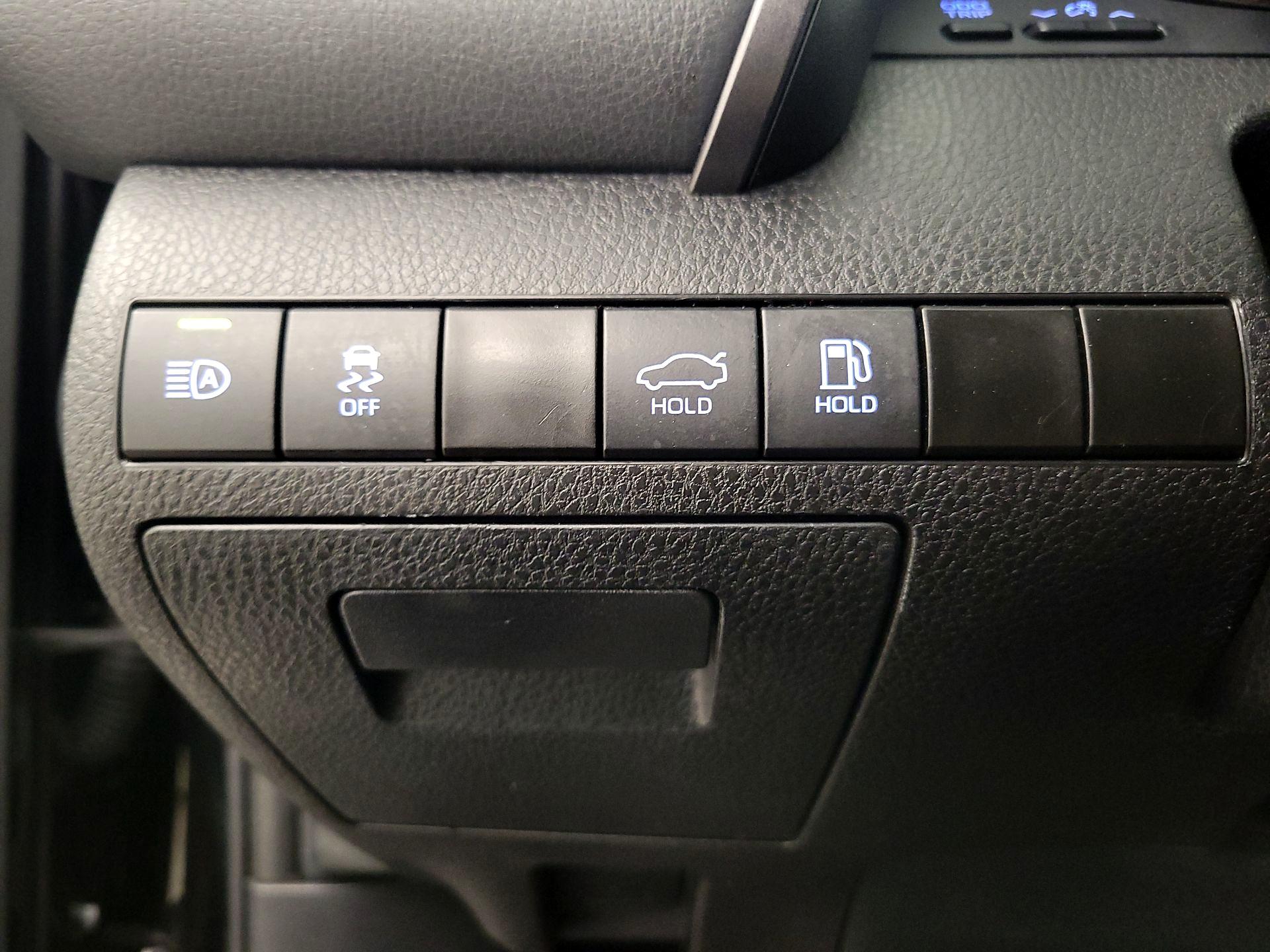 Thumbnail: 2023 Toyota Camry - 13