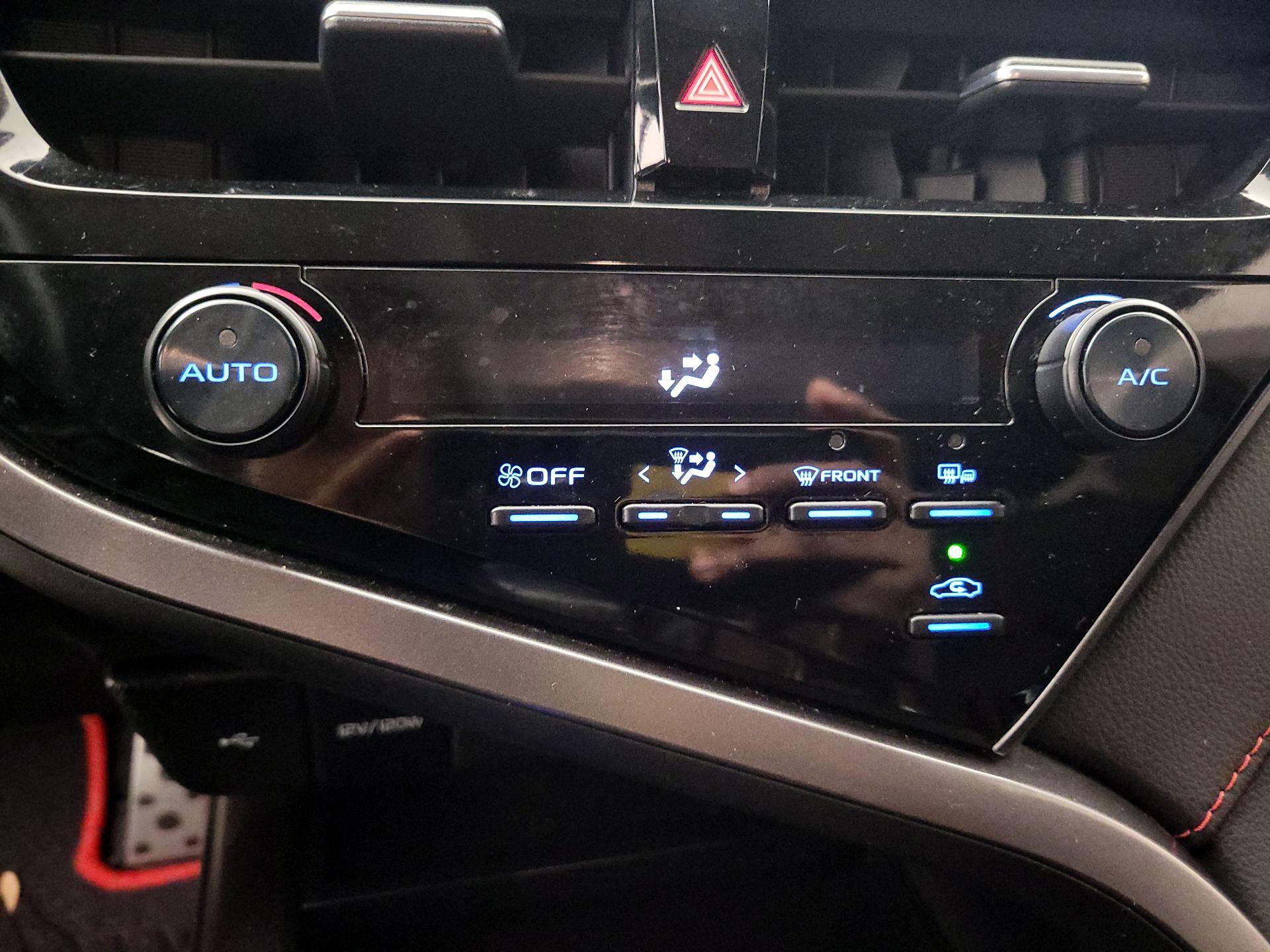 Thumbnail: 2023 Toyota Camry - 16