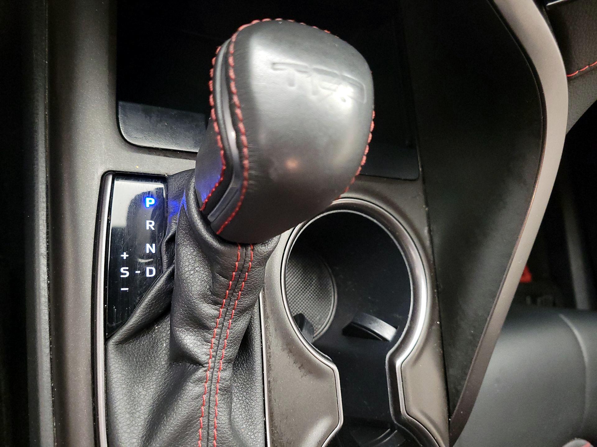 Thumbnail: 2023 Toyota Camry - 17