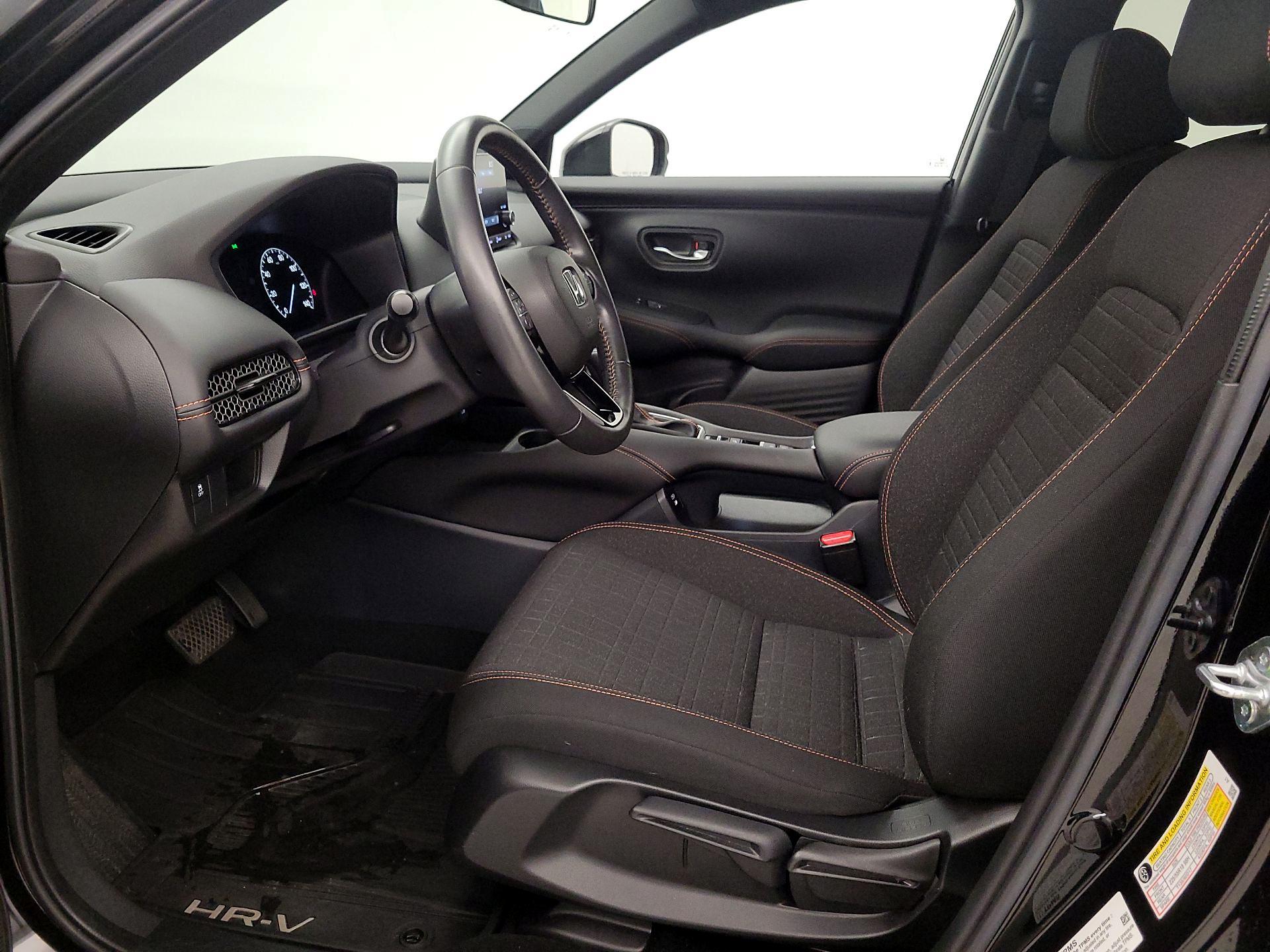 Thumbnail: 2025 Honda HR-V - 11