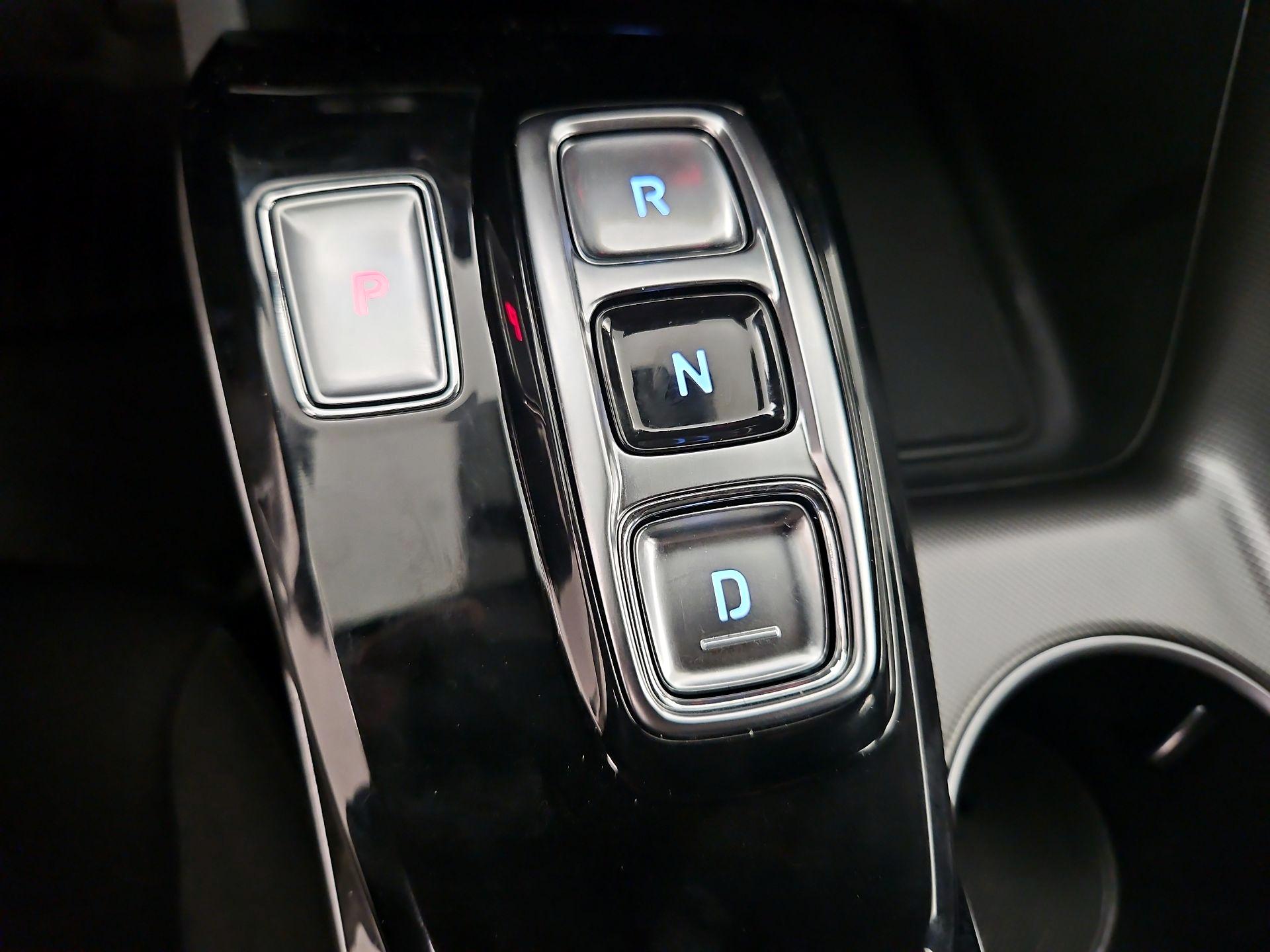 Thumbnail: 2023 Hyundai Sonata - 18