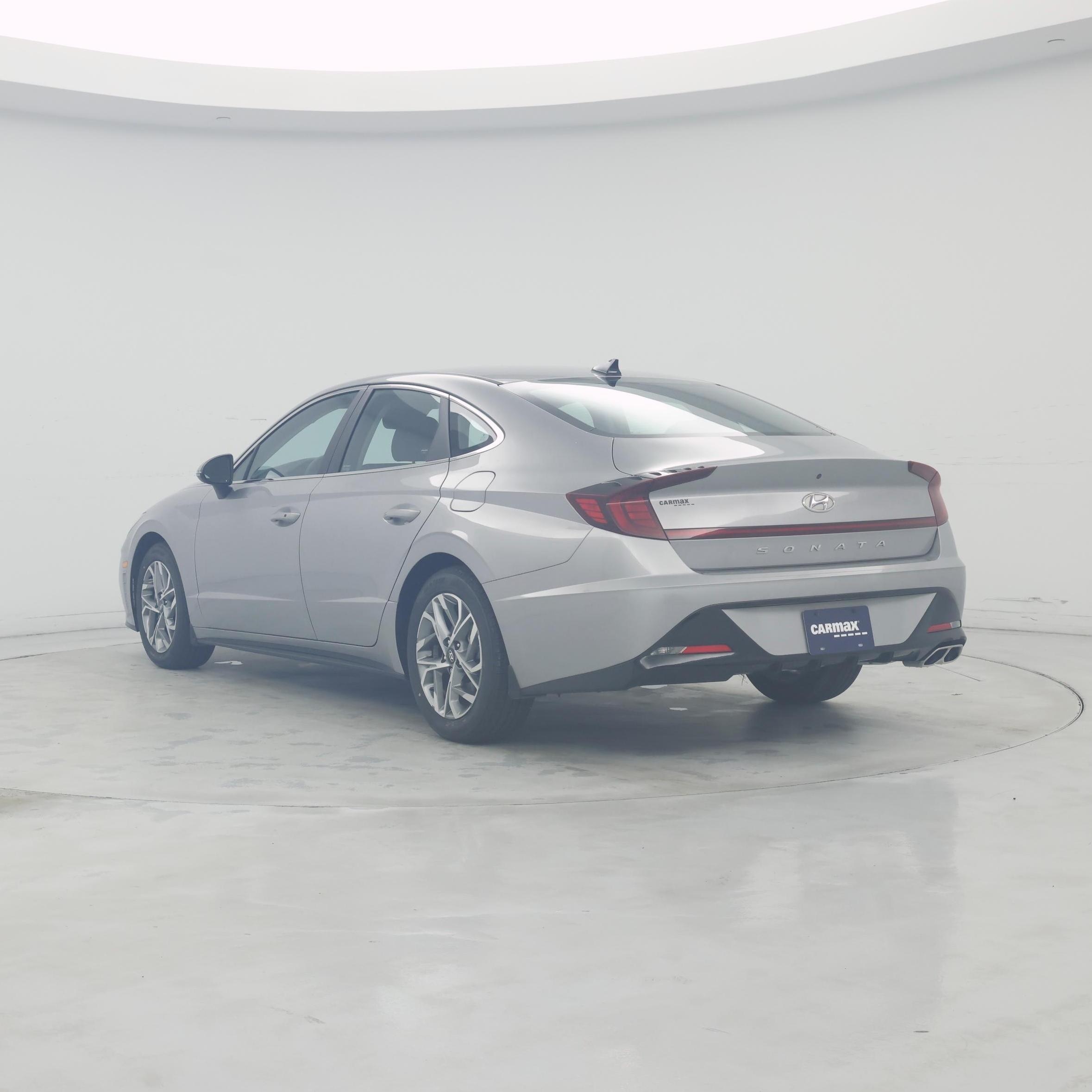 Thumbnail: 2023 Hyundai Sonata - 2