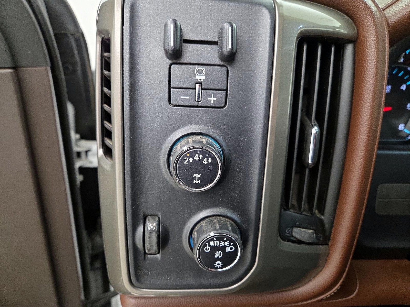 2017 Chevrolet Silverado 2500HD High Country - Photo 14