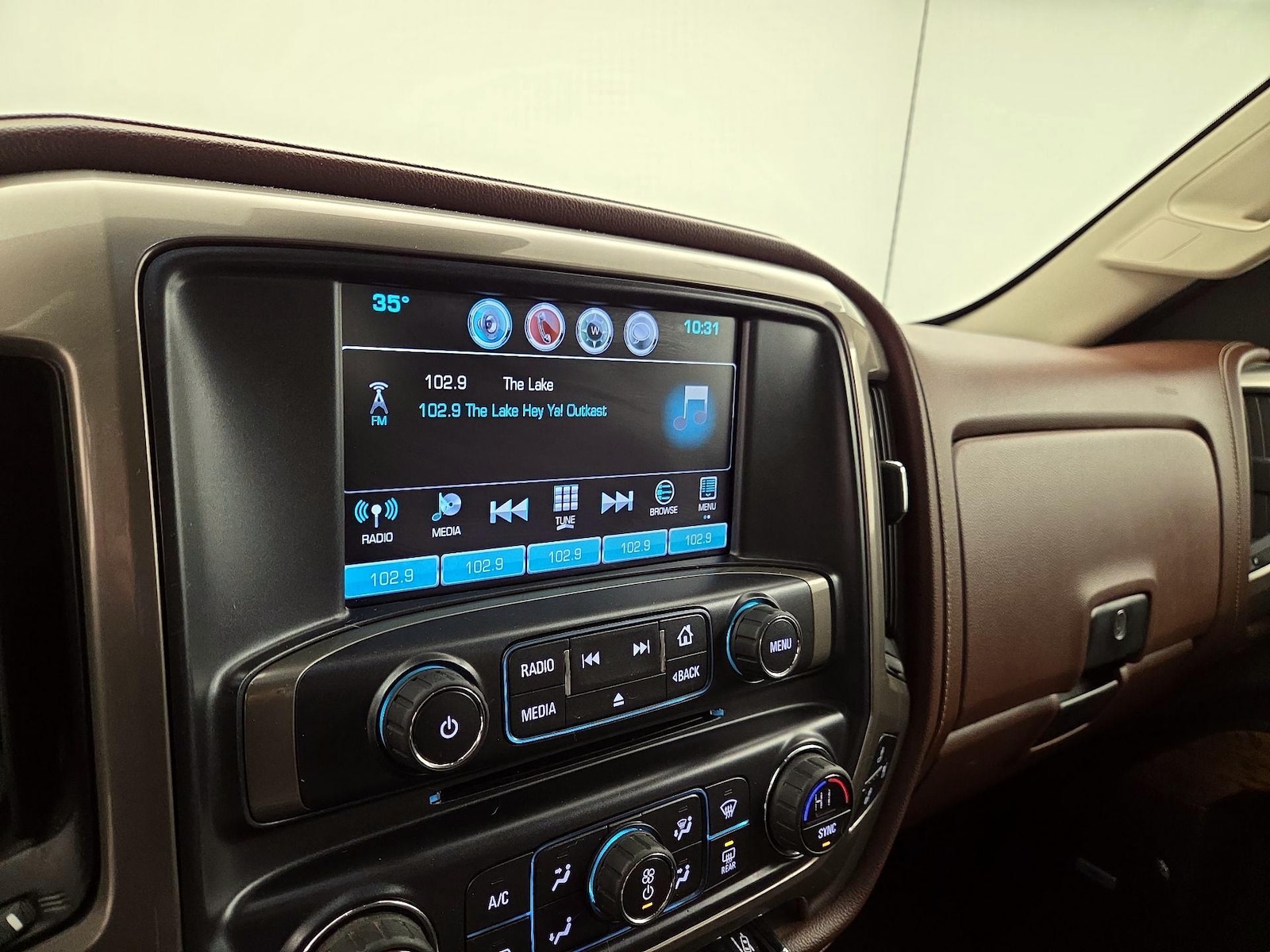 2017 Chevrolet Silverado 2500HD High Country - Photo 16