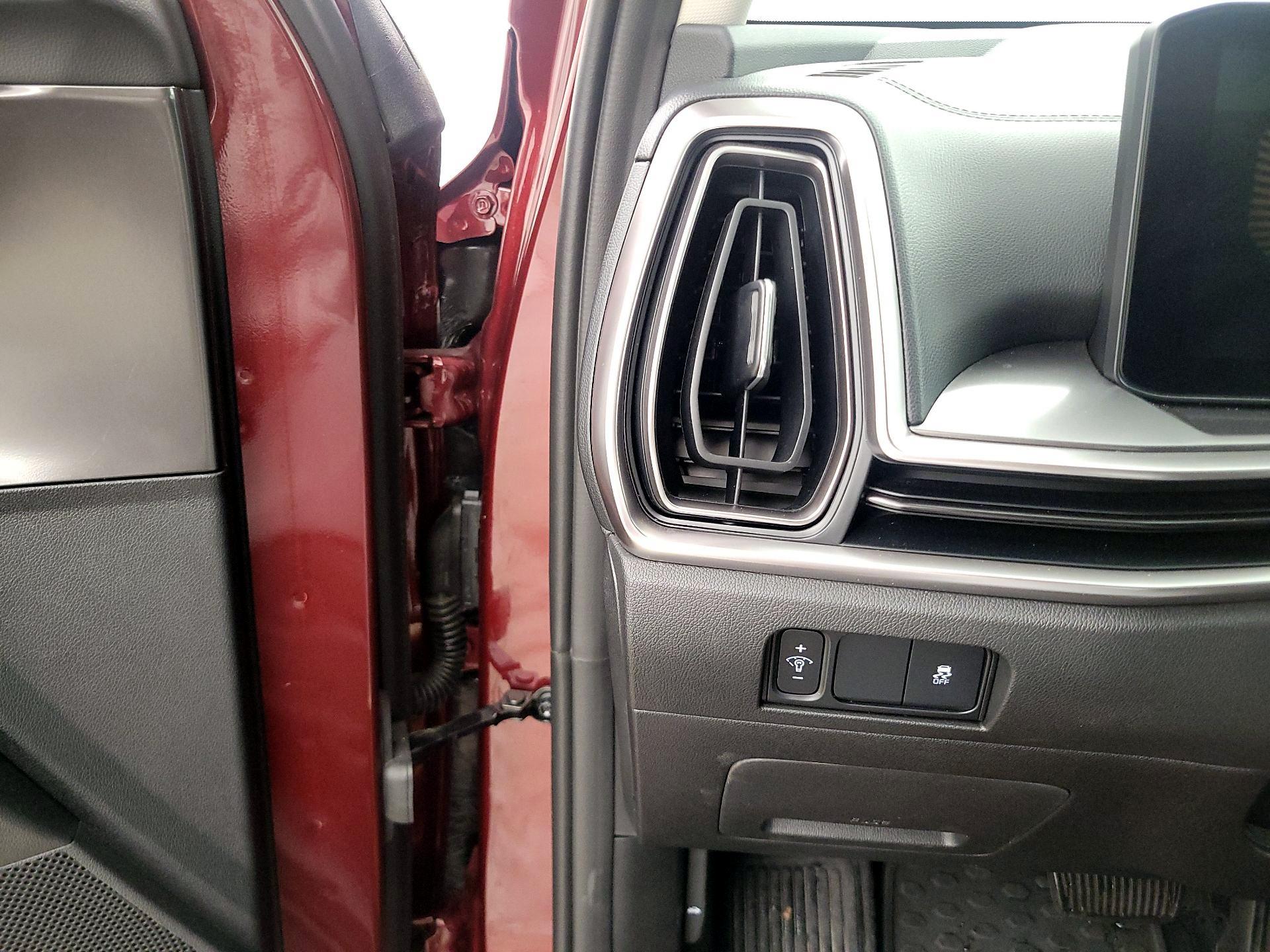 Thumbnail: 2024 Kia Sorento - 13