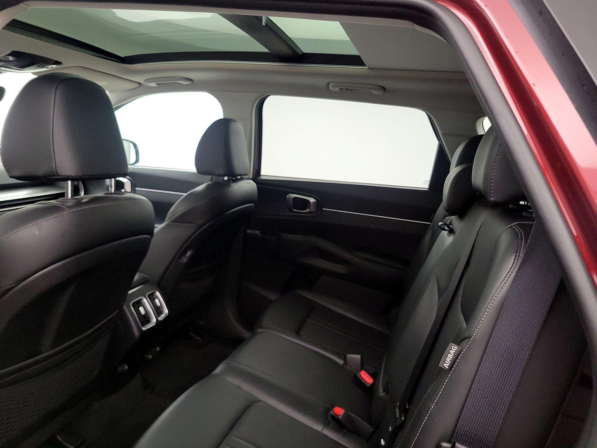 Thumbnail: 2024 Kia Sorento - 20