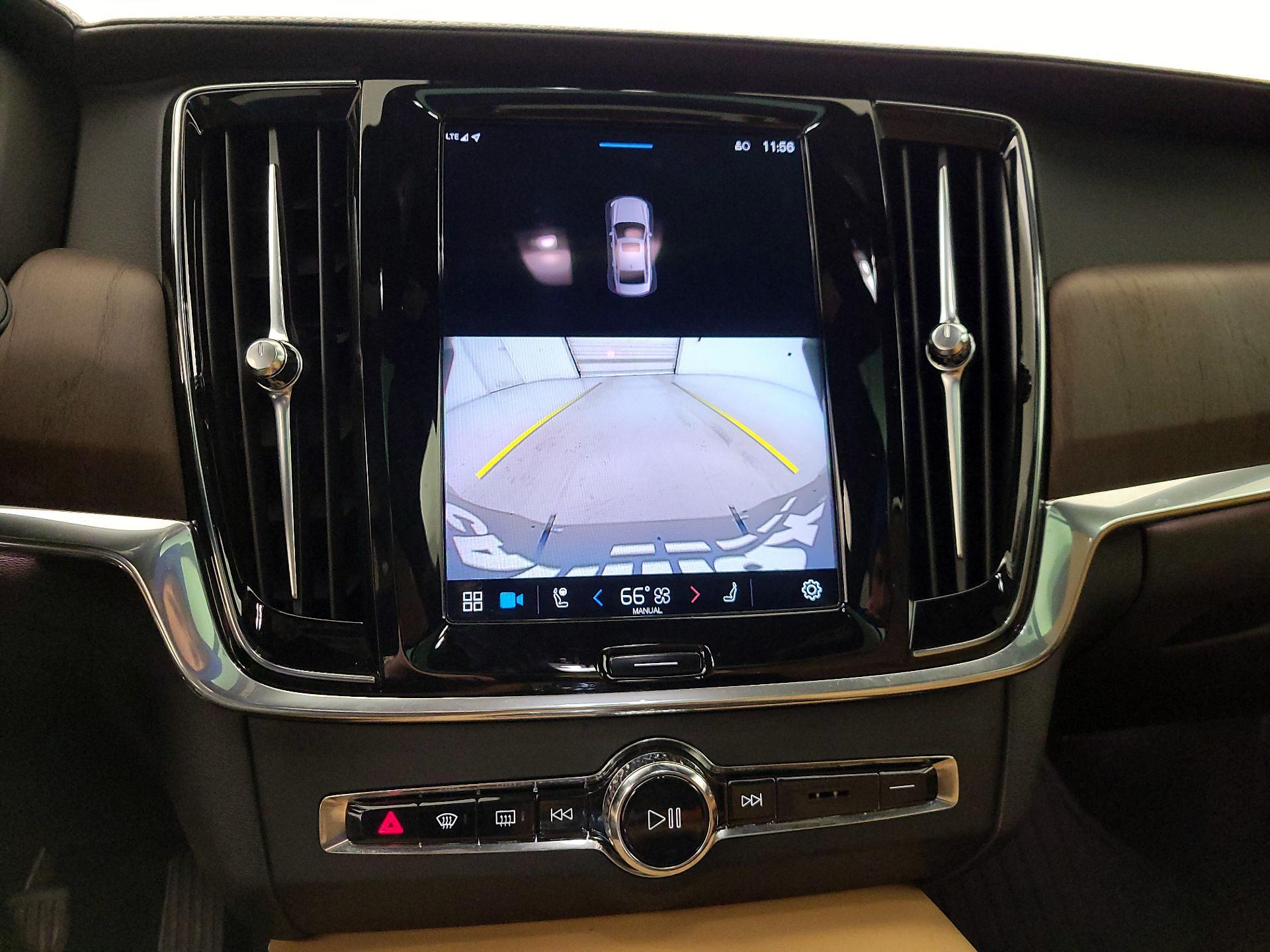 Thumbnail: 2022 Volvo S90 - 13