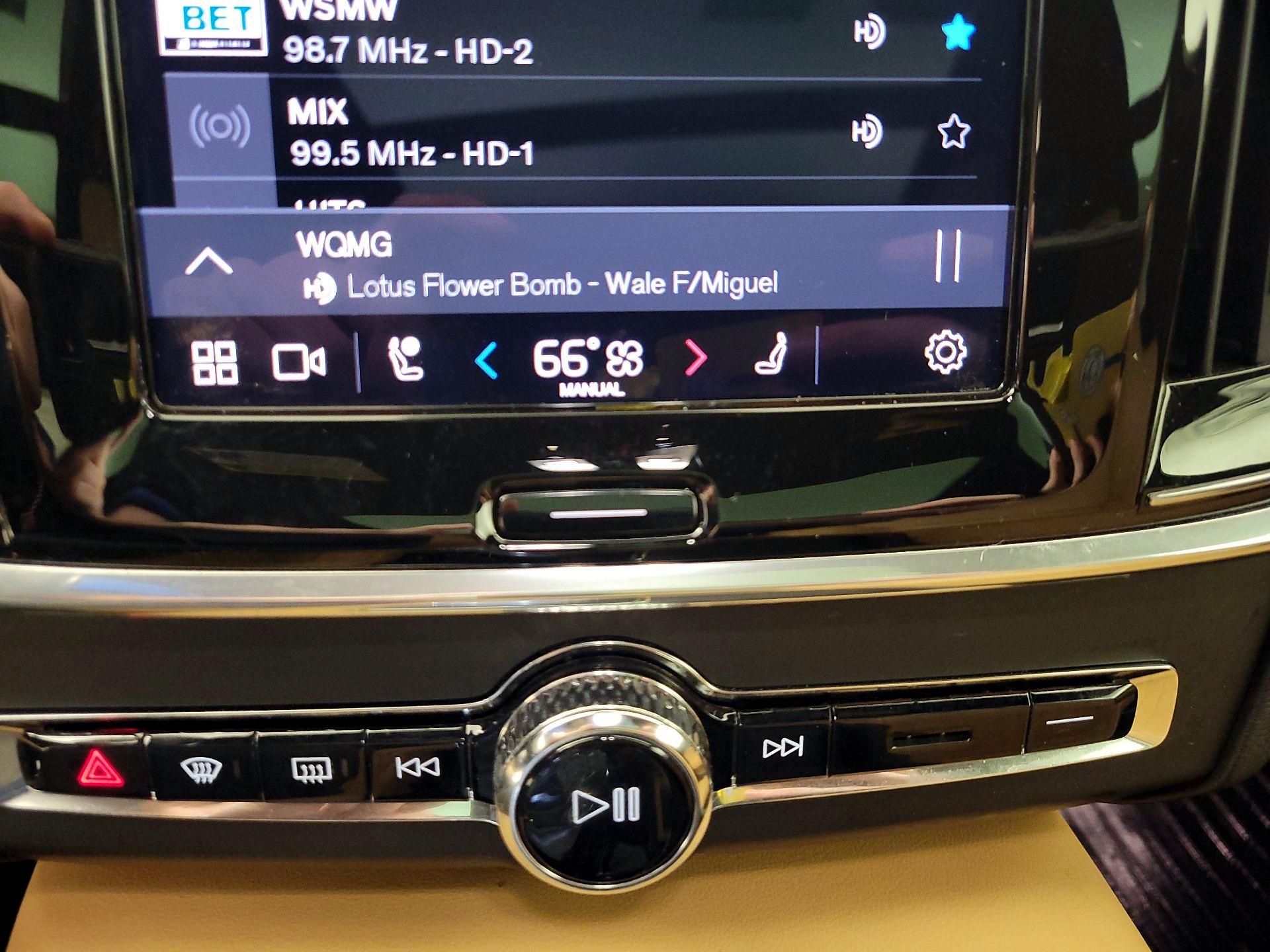 Thumbnail: 2022 Volvo S90 - 15