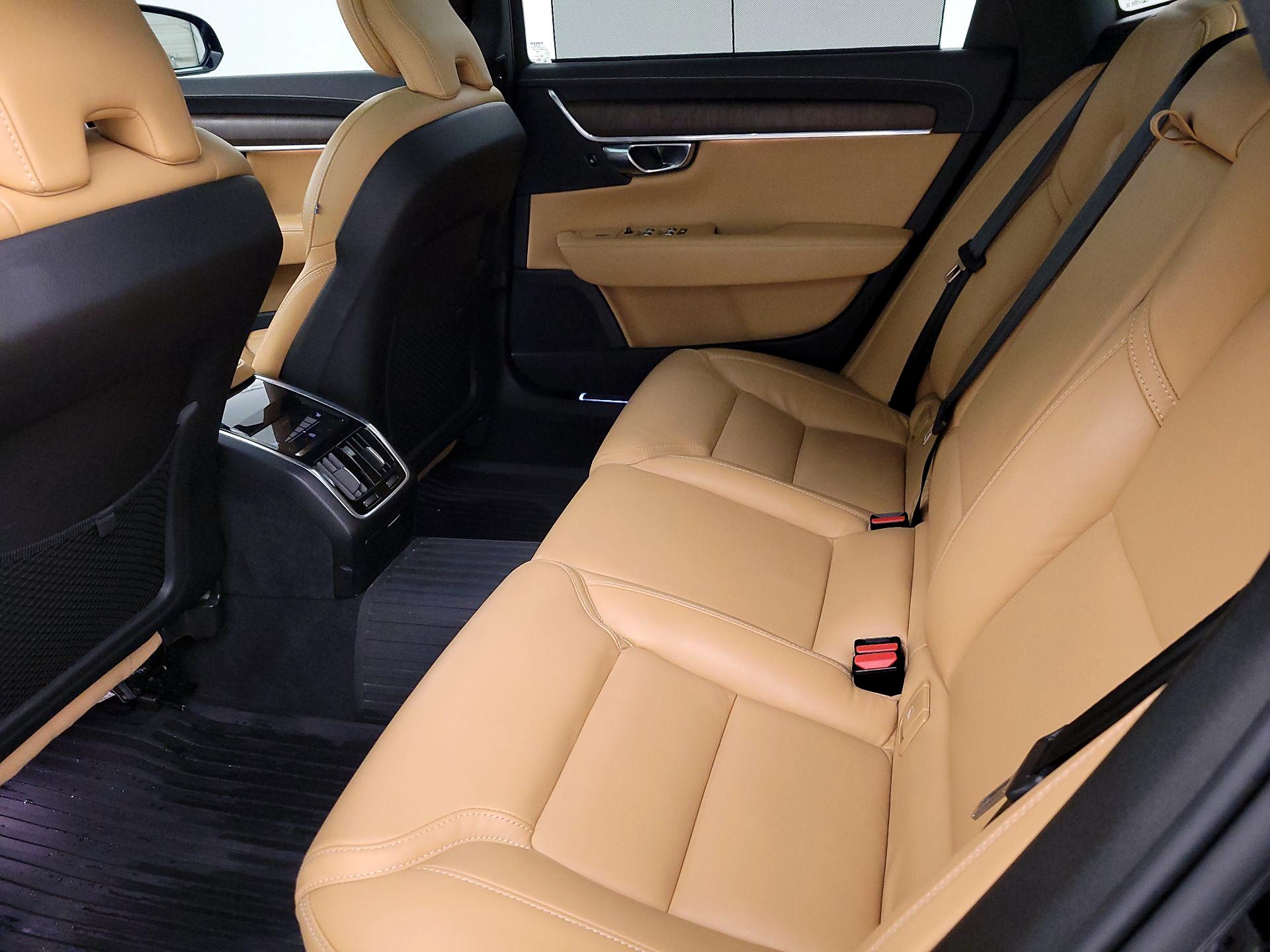 Thumbnail: 2022 Volvo S90 - 19