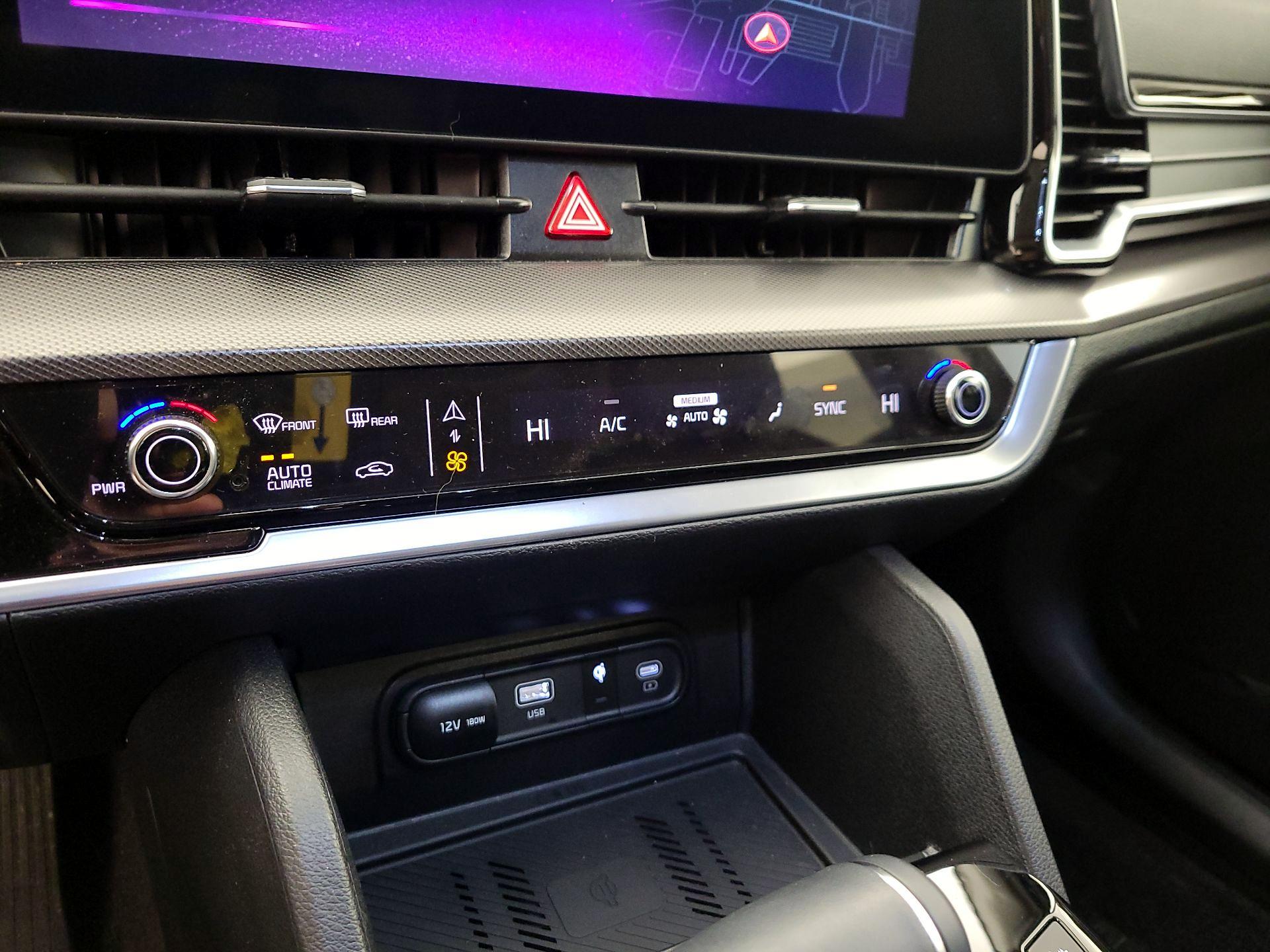 Thumbnail: 2025 Kia Sportage - 17