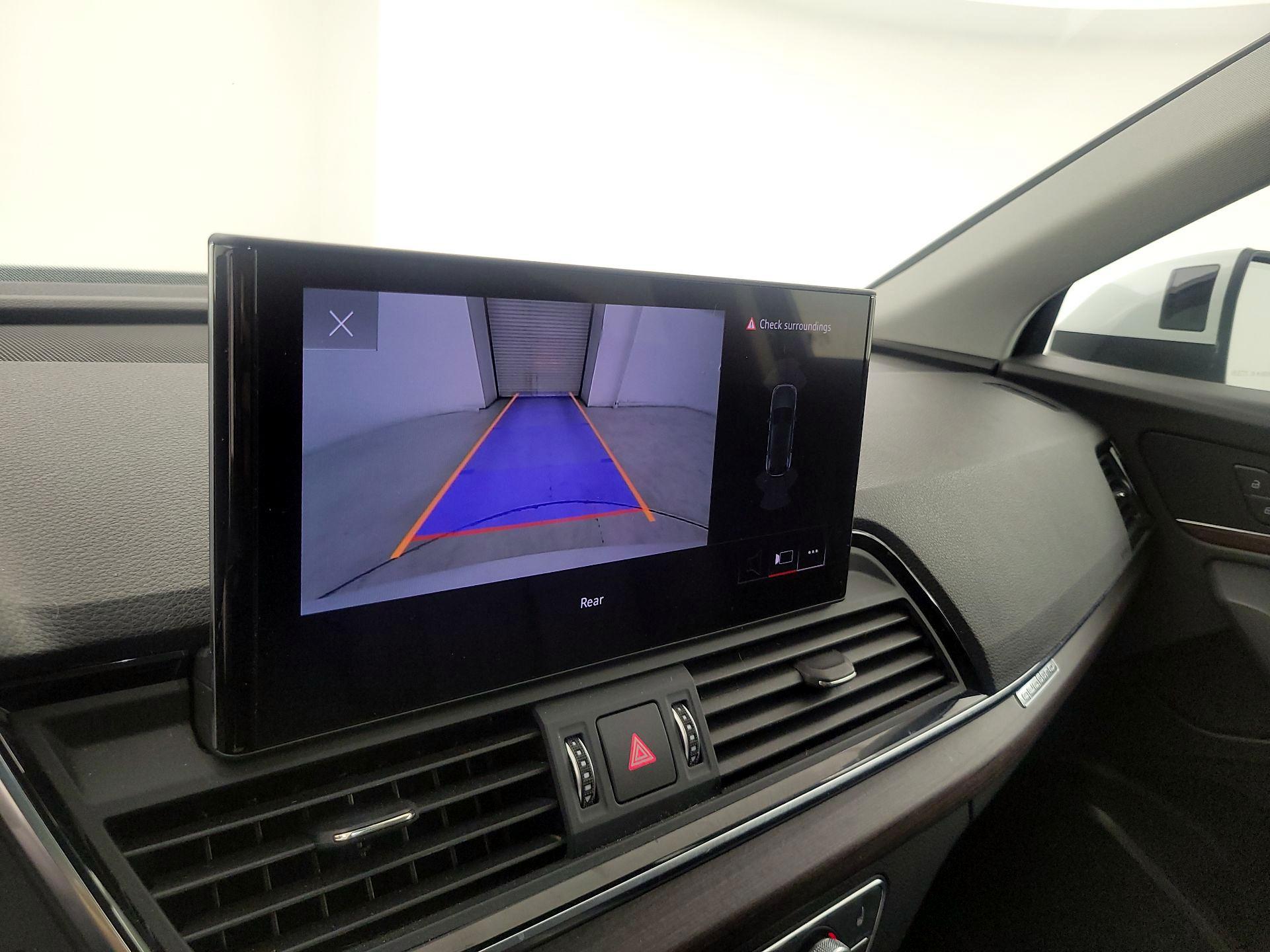 Thumbnail: 2021 Audi Q5 - 14