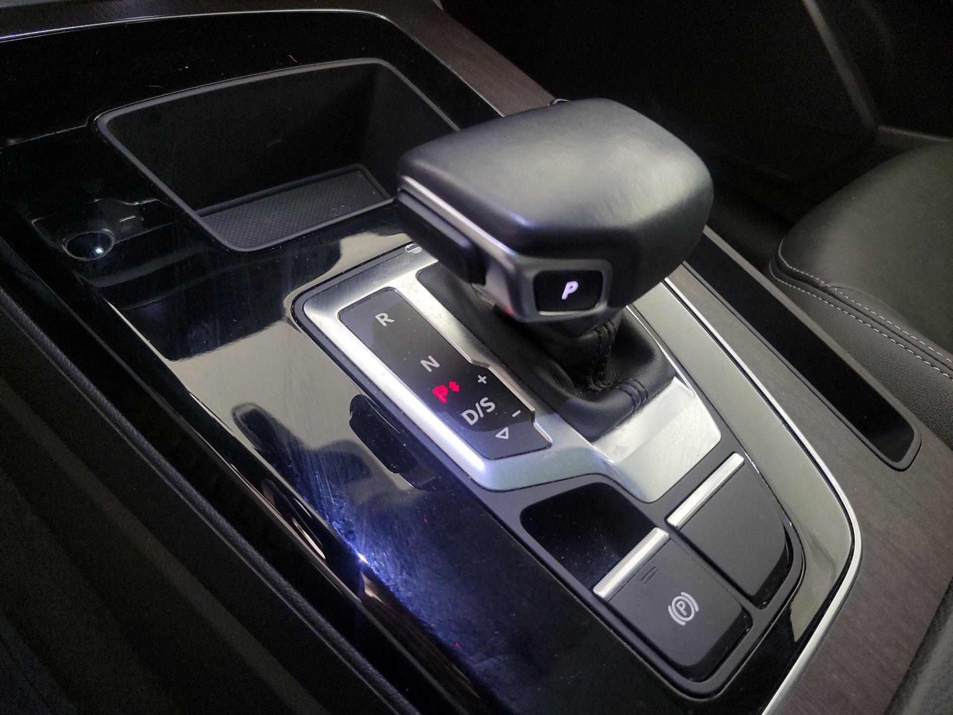 Thumbnail: 2021 Audi Q5 - 17