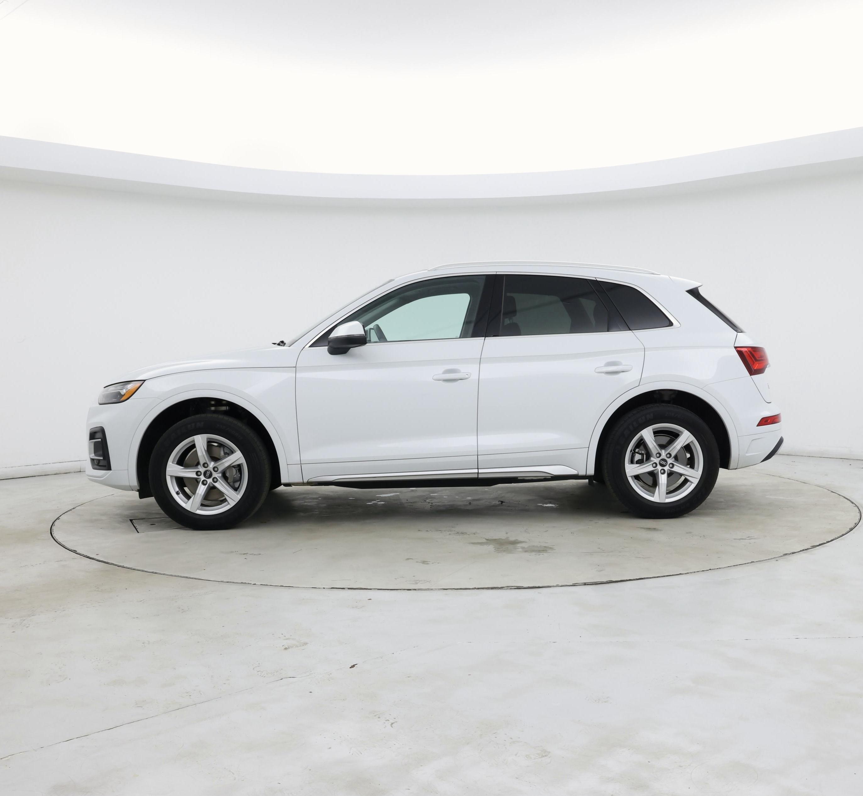 Thumbnail: 2021 Audi Q5 - 3