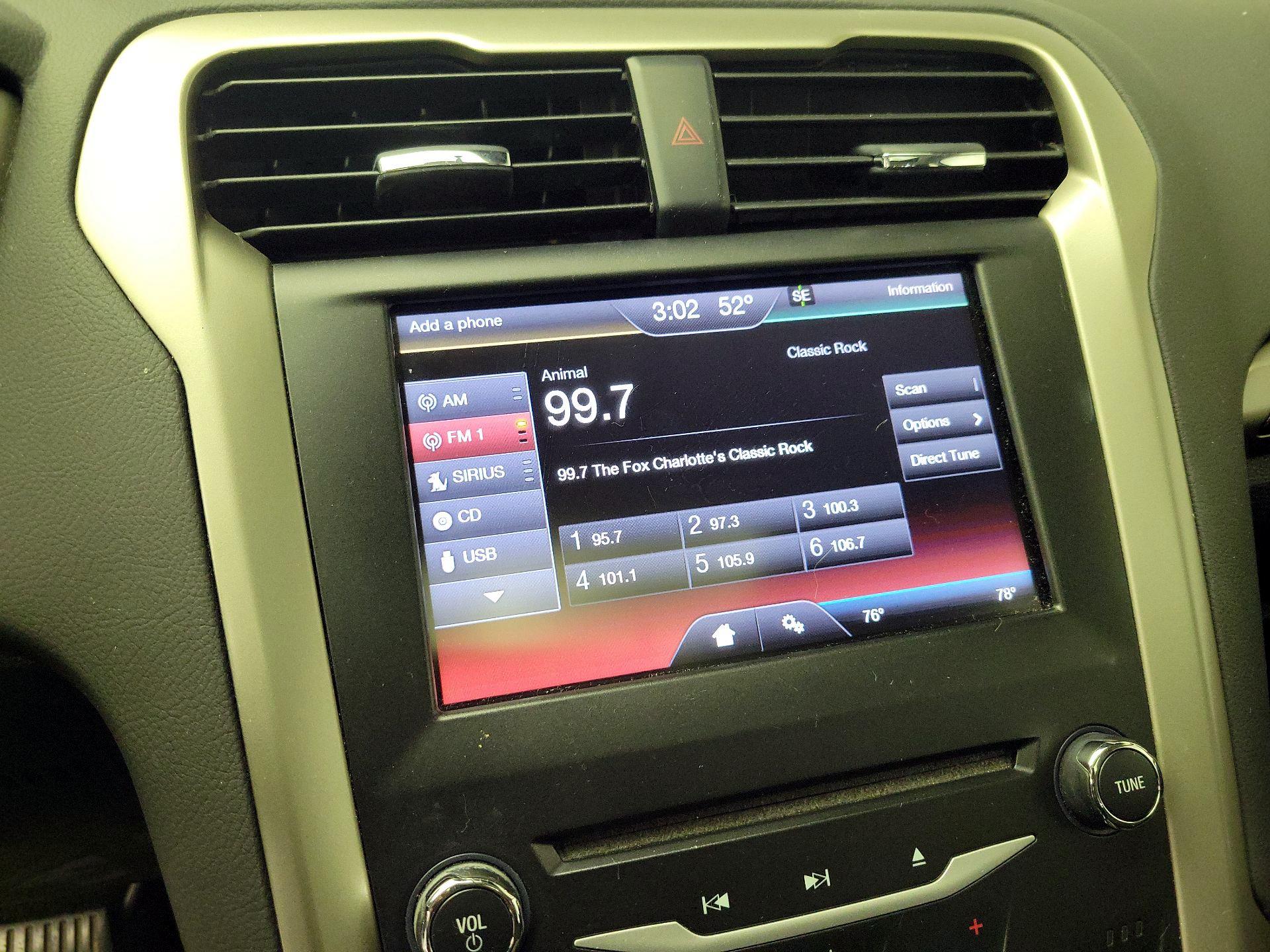 Thumbnail: 2015 Ford Fusion - 15