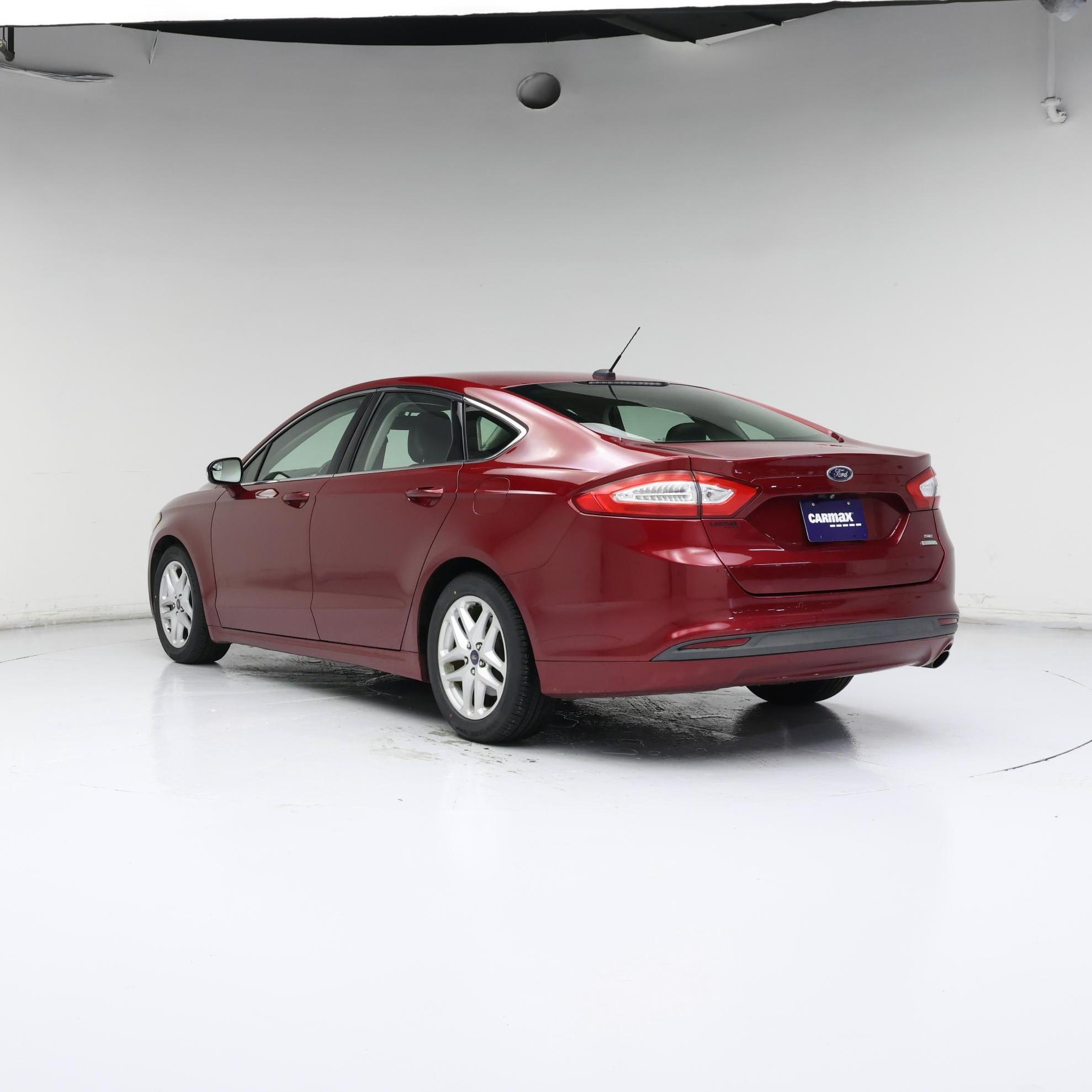 Thumbnail: 2015 Ford Fusion - 2