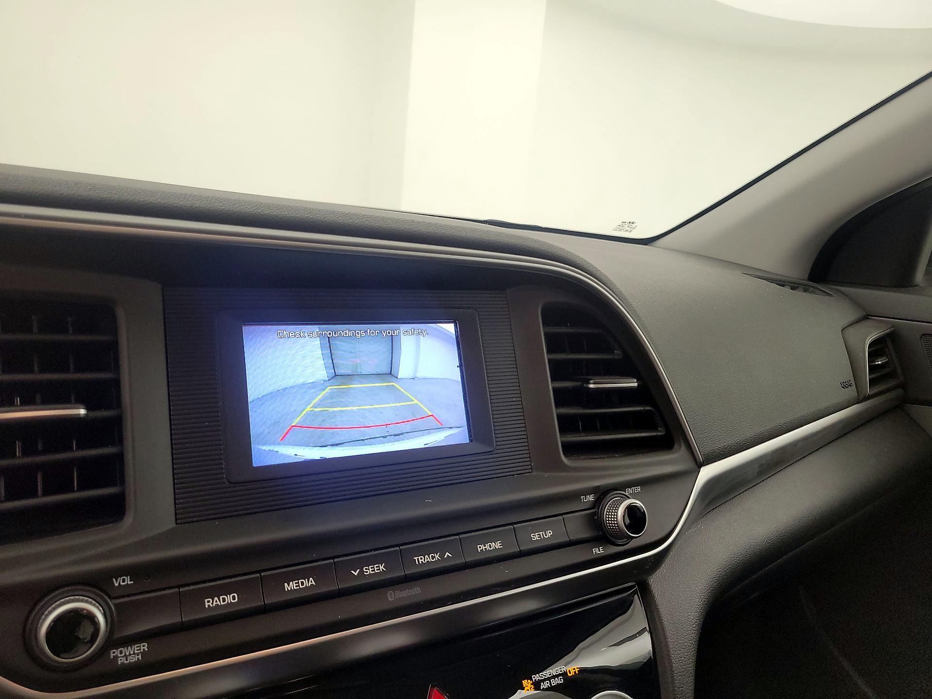 Thumbnail: 2019 Hyundai Elantra - 14