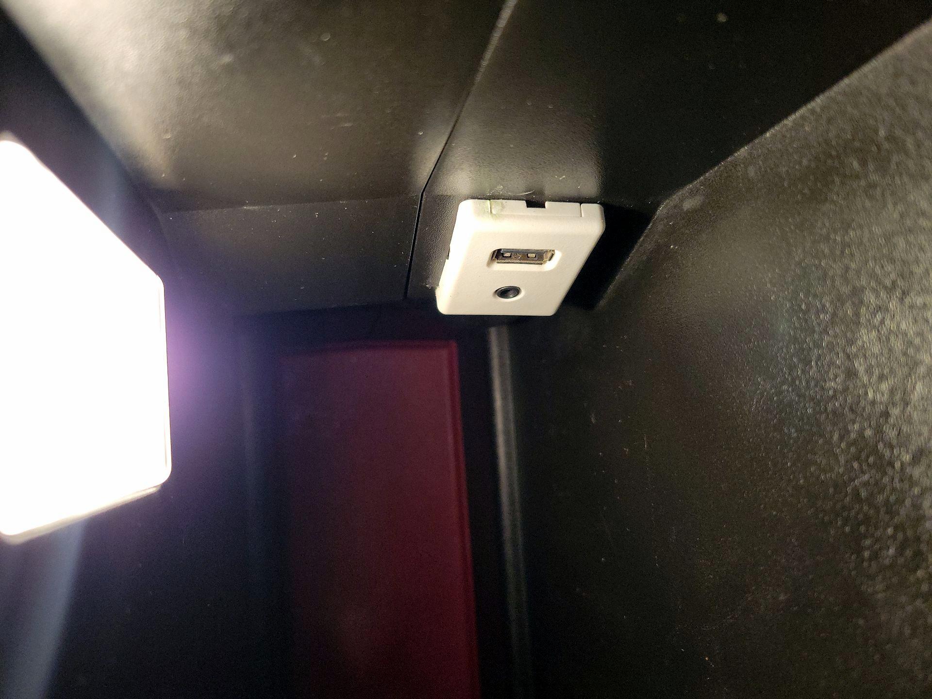 Thumbnail: 2017 GMC Terrain - 18