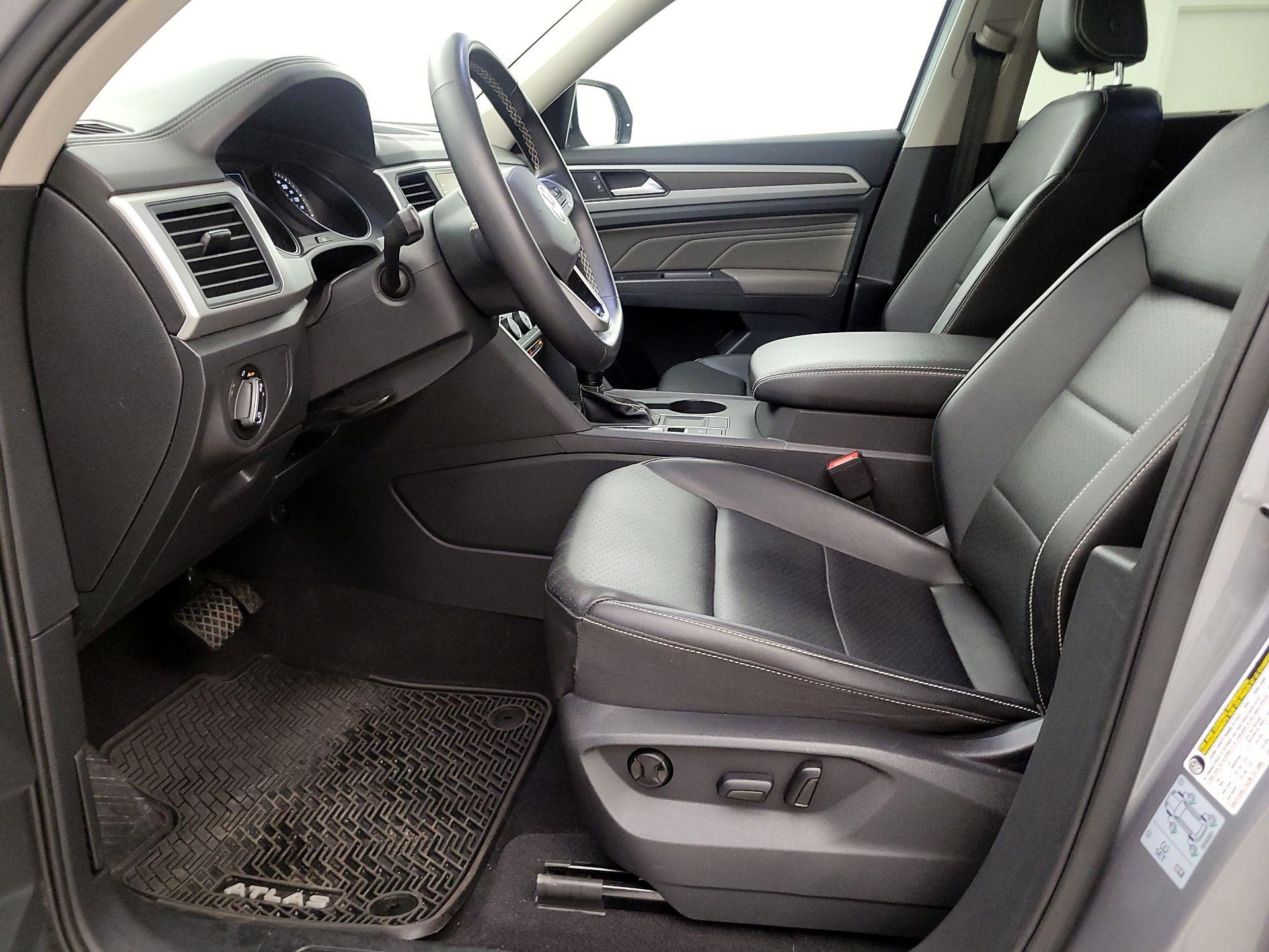 Thumbnail: 2021 Volkswagen Atlas - 11