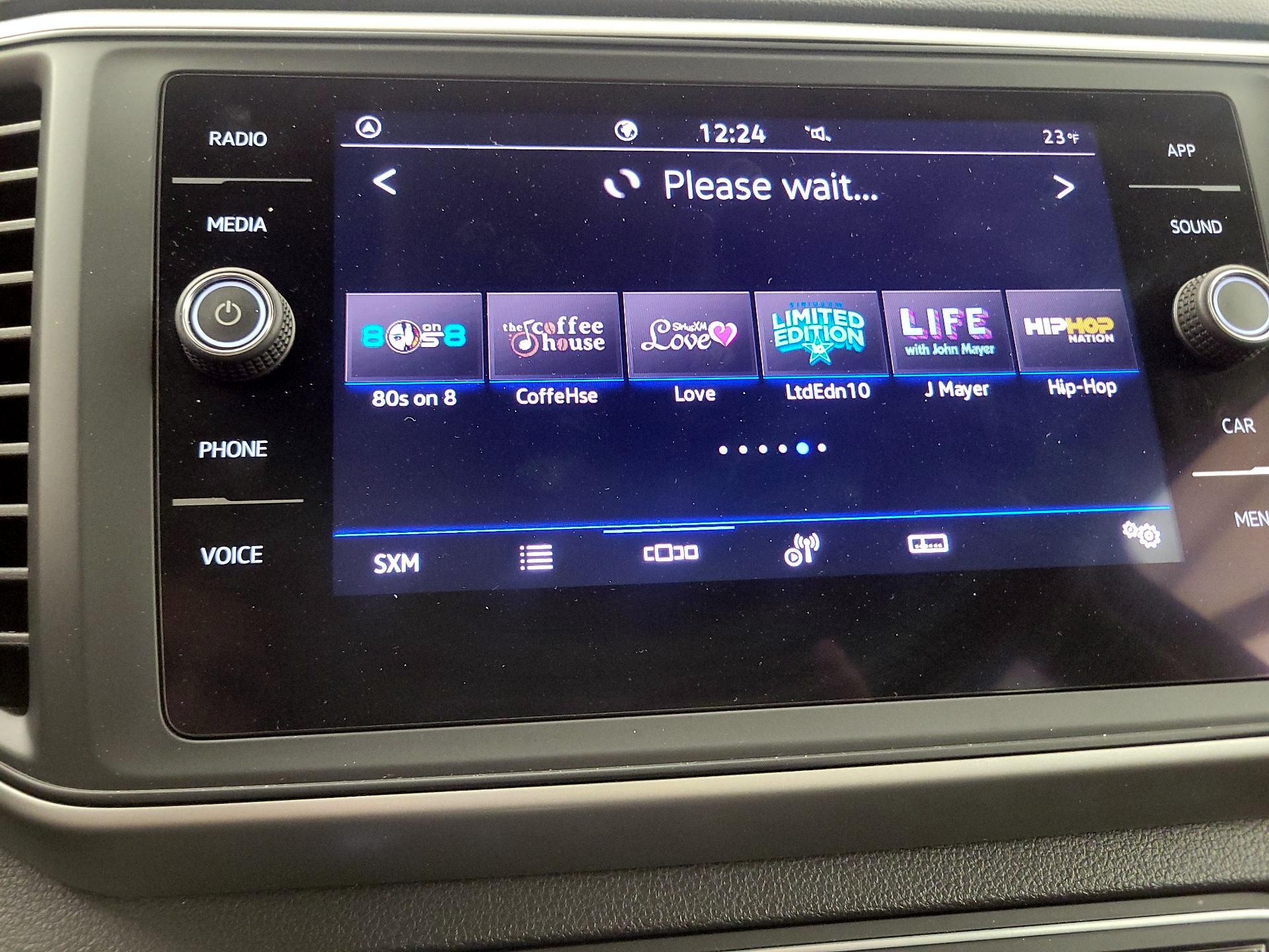 Thumbnail: 2021 Volkswagen Atlas - 15