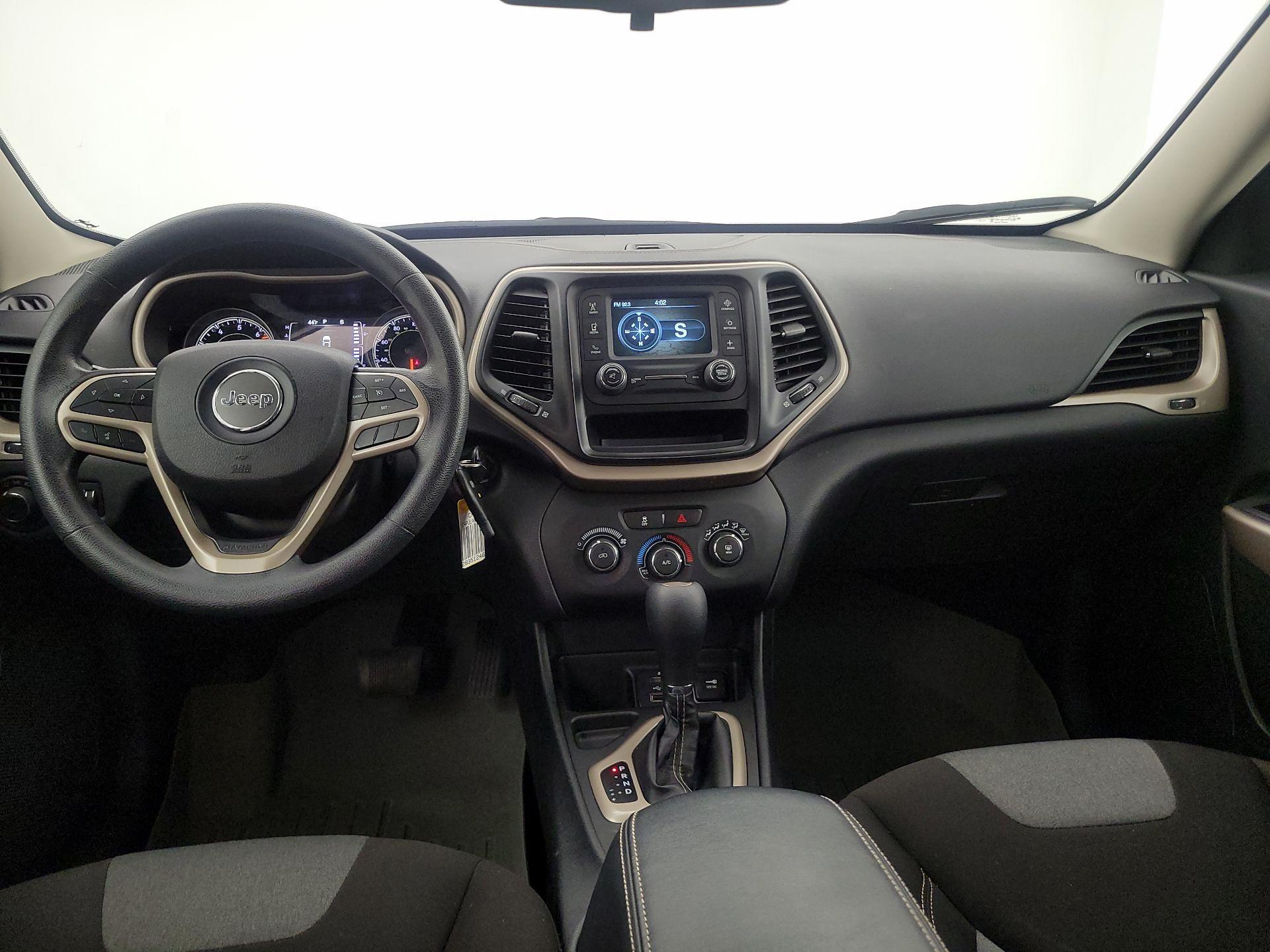 Thumbnail: 2017 Jeep Cherokee - 9