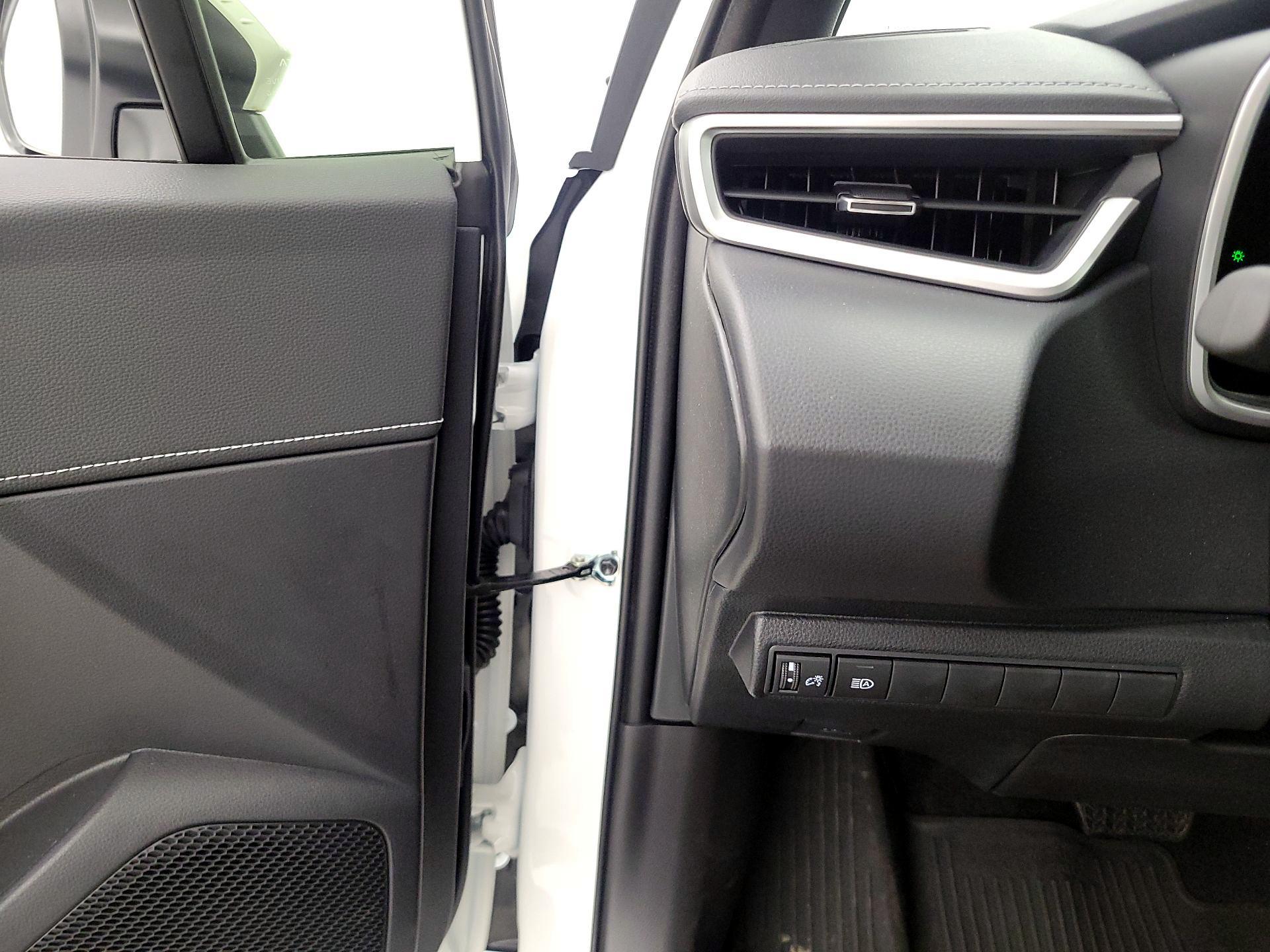 Thumbnail: 2025 Toyota Corolla - 13