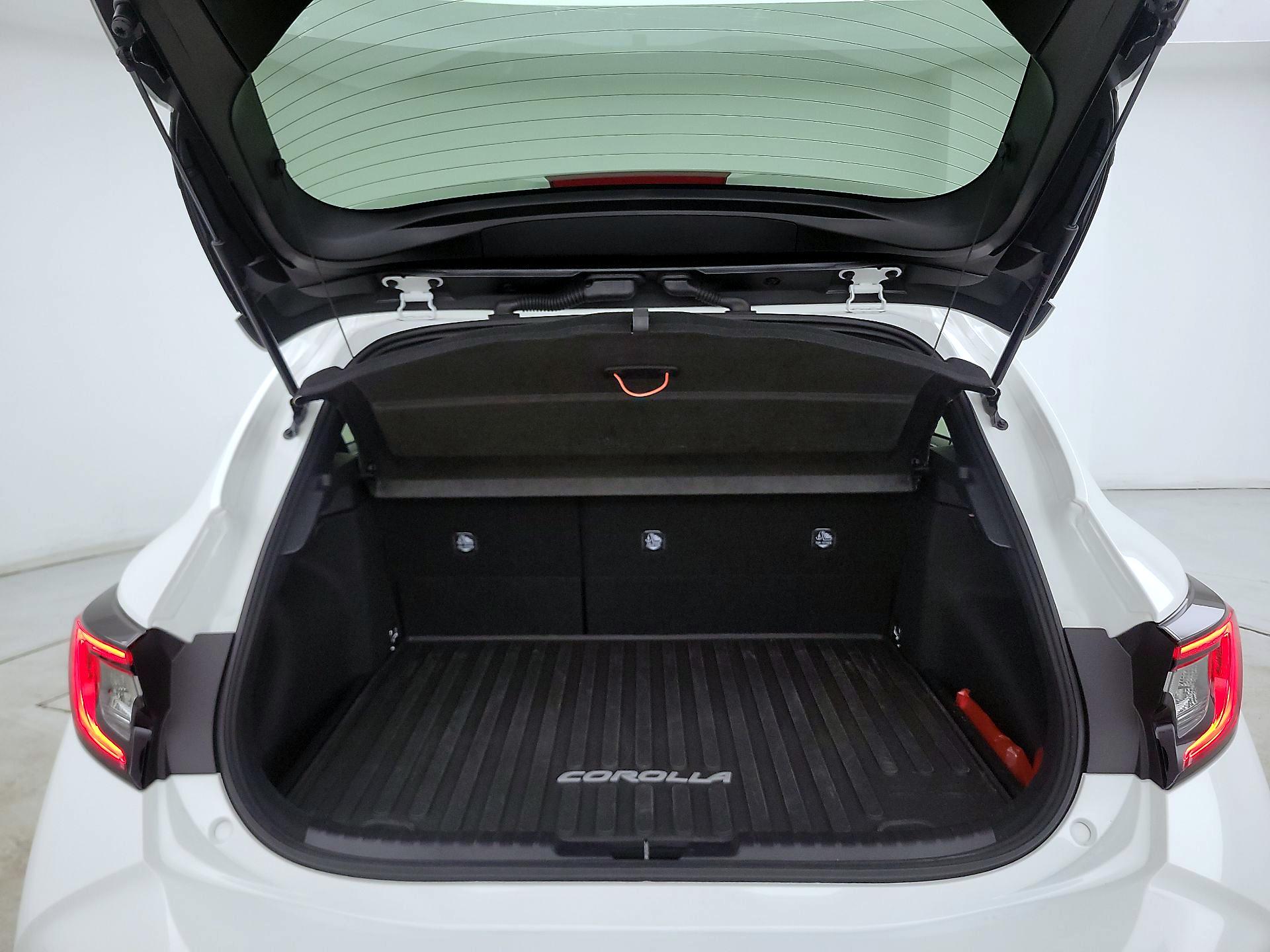 Thumbnail: 2025 Toyota Corolla - 20