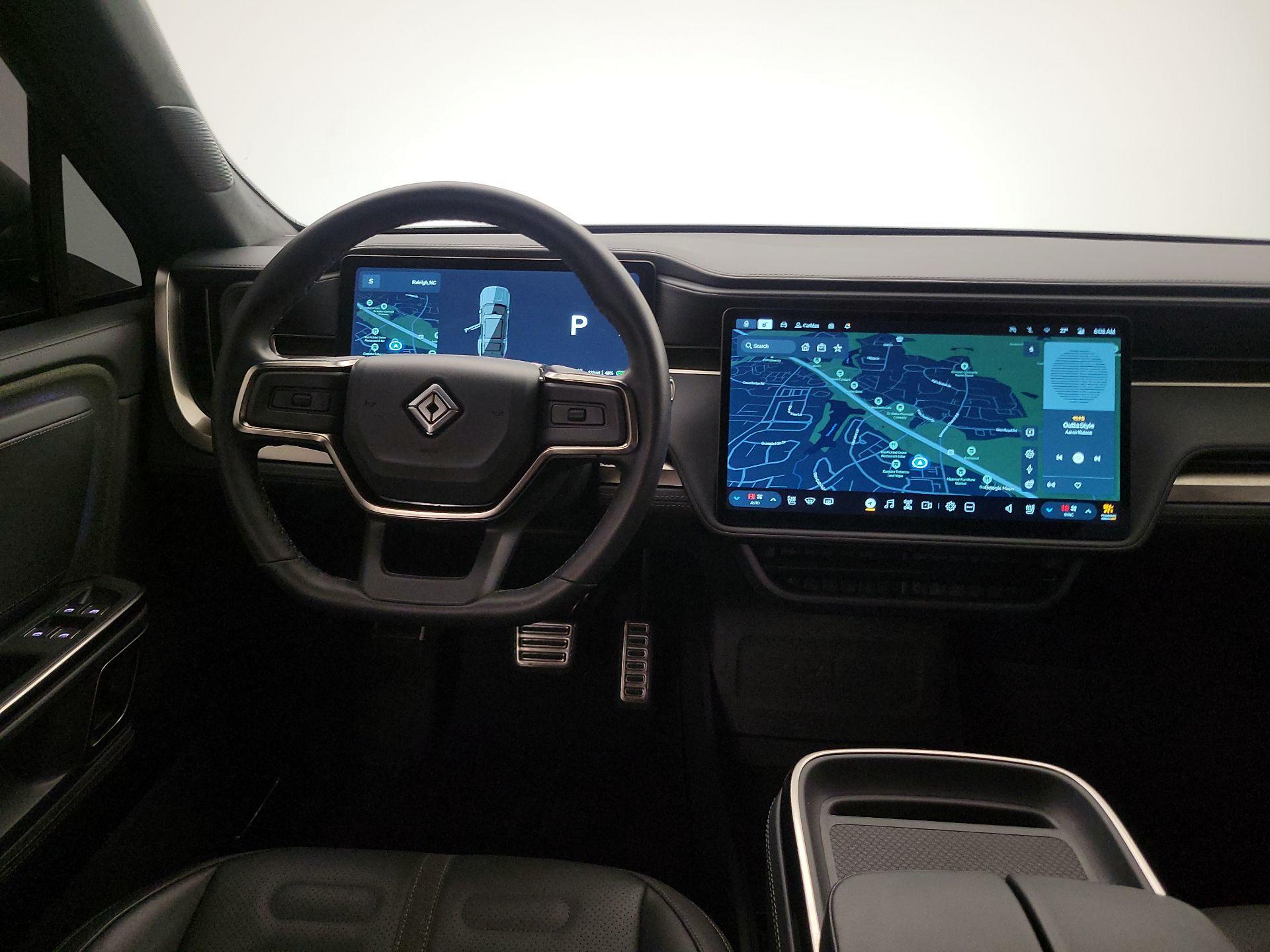 Thumbnail: 2023 Rivian R1S - 10