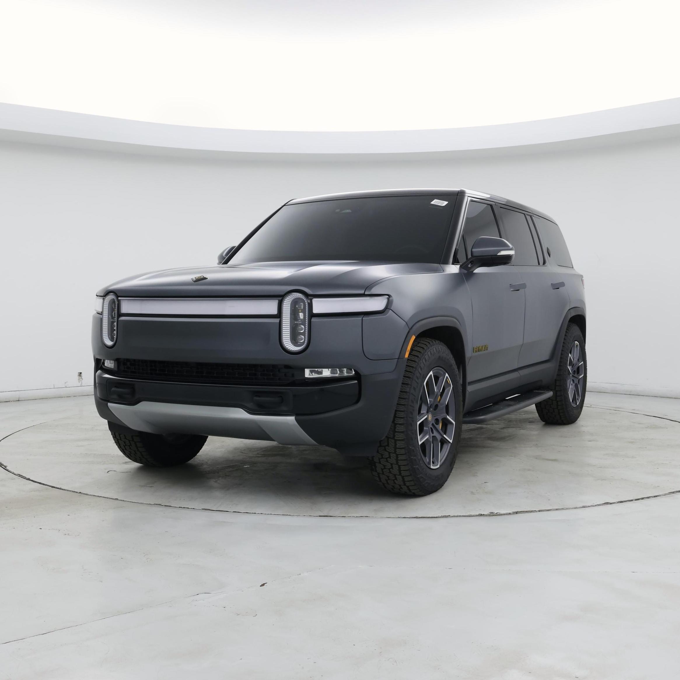 Thumbnail: 2023 Rivian R1S - 4