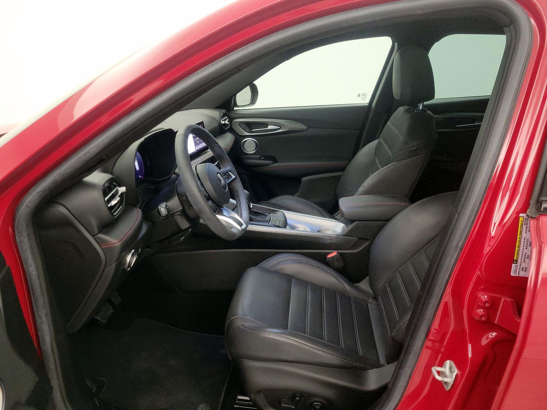 Thumbnail: 2023 Dodge Hornet - 11